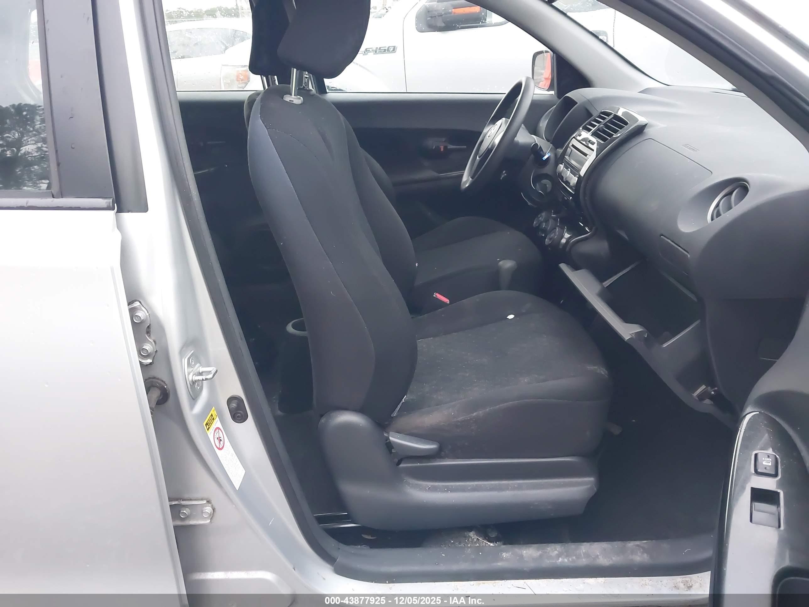 SCION XD image 5