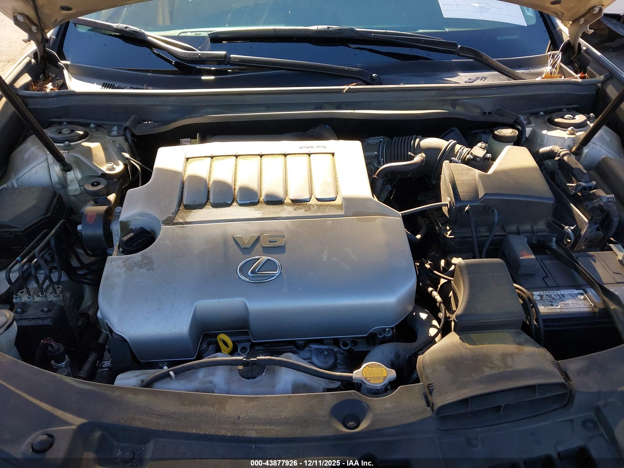 LEXUS ES image 10