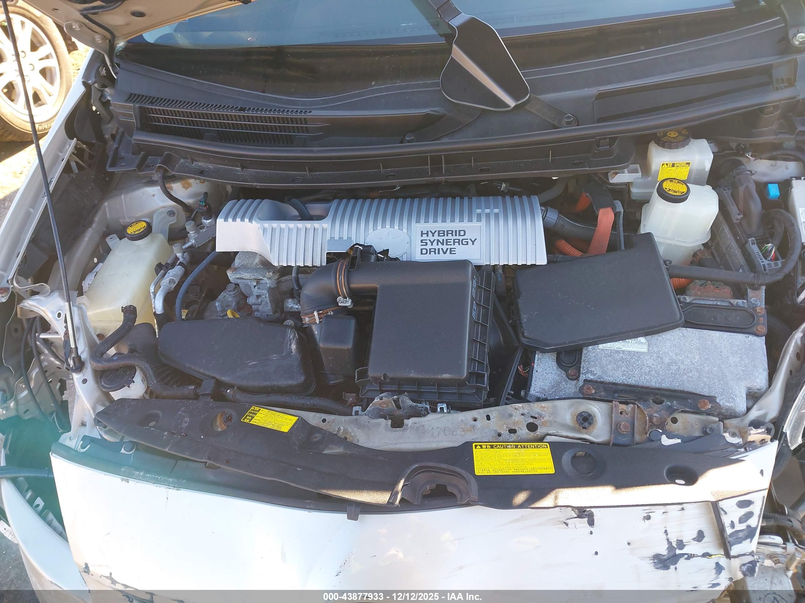 TOYOTA PRIUS image 10