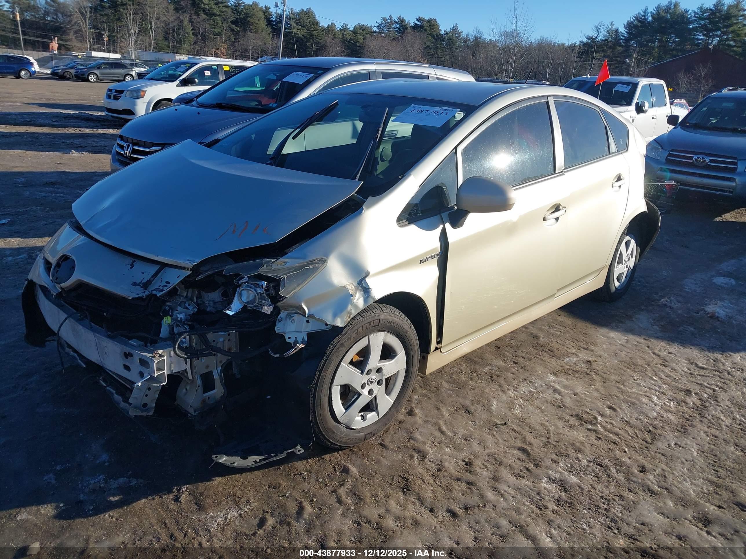 TOYOTA PRIUS image 2