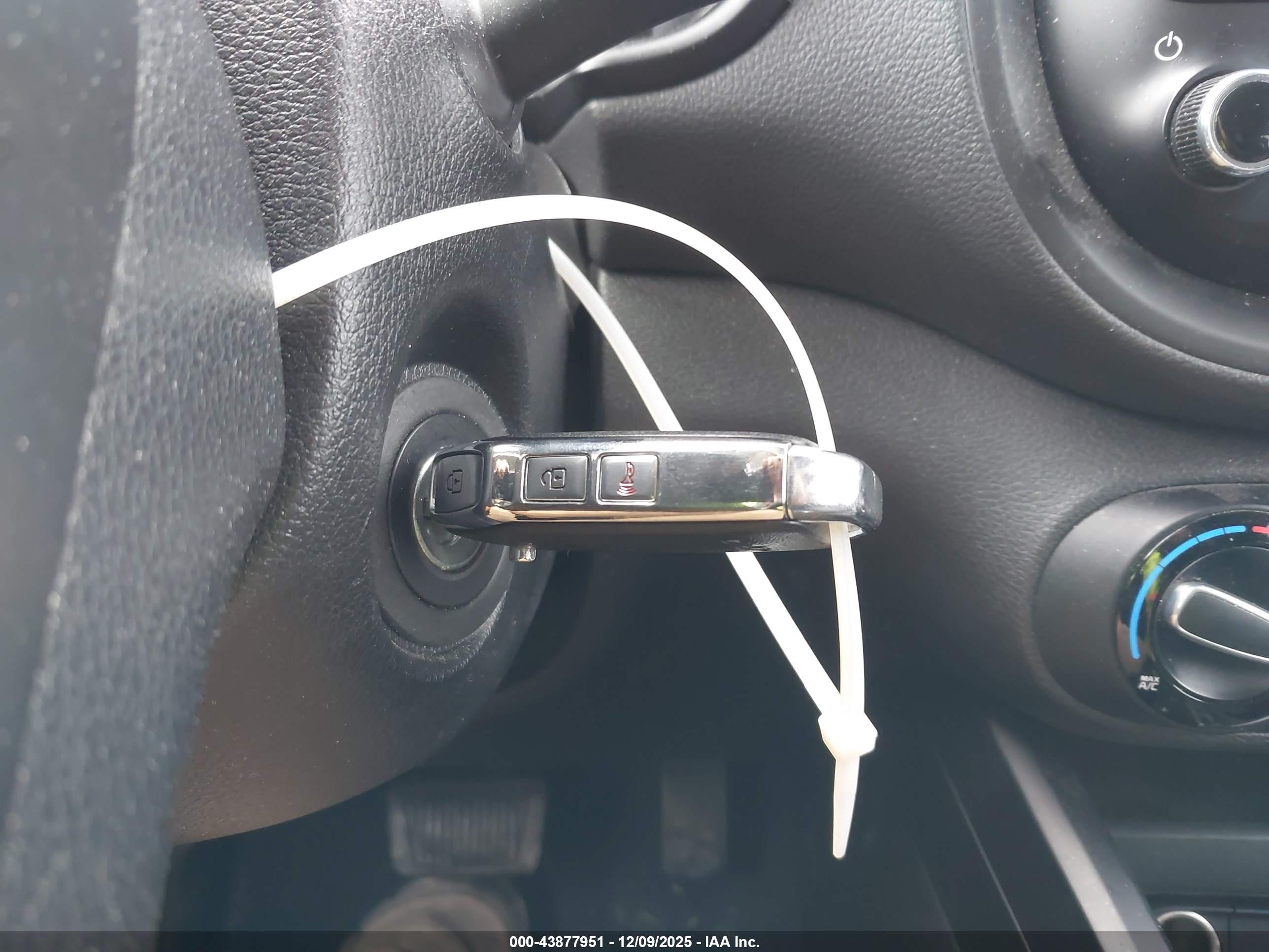 KIA SOUL image 11