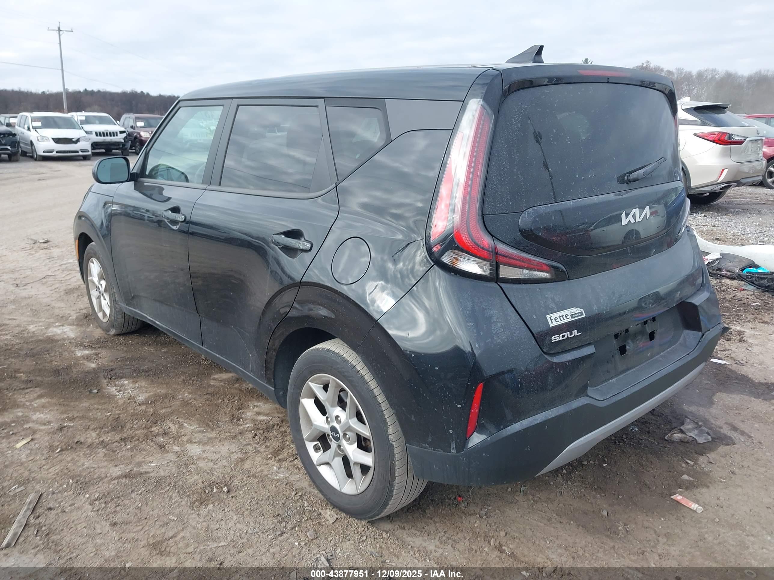 KIA SOUL image 3