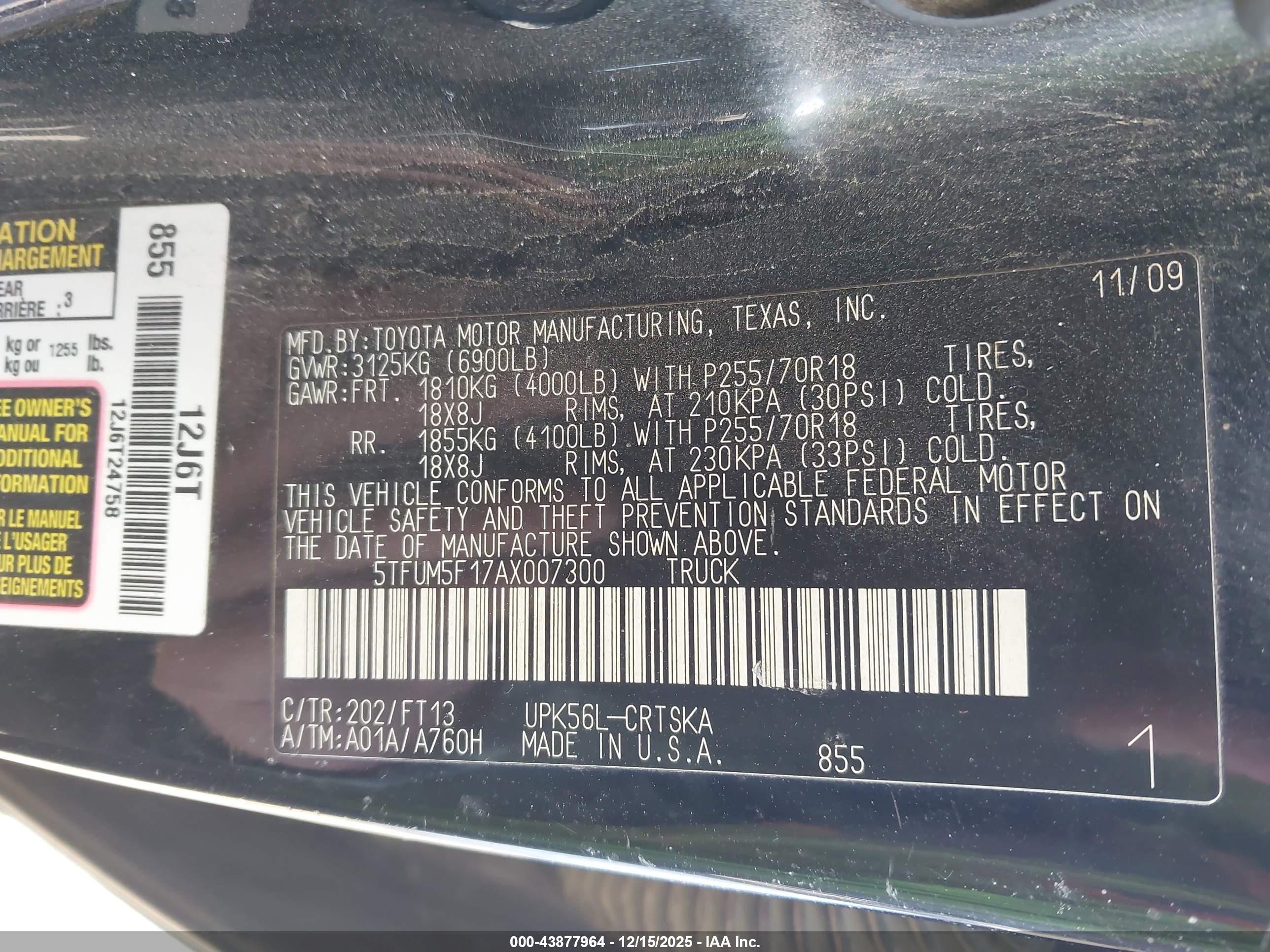 TOYOTA TUNDRA image 9