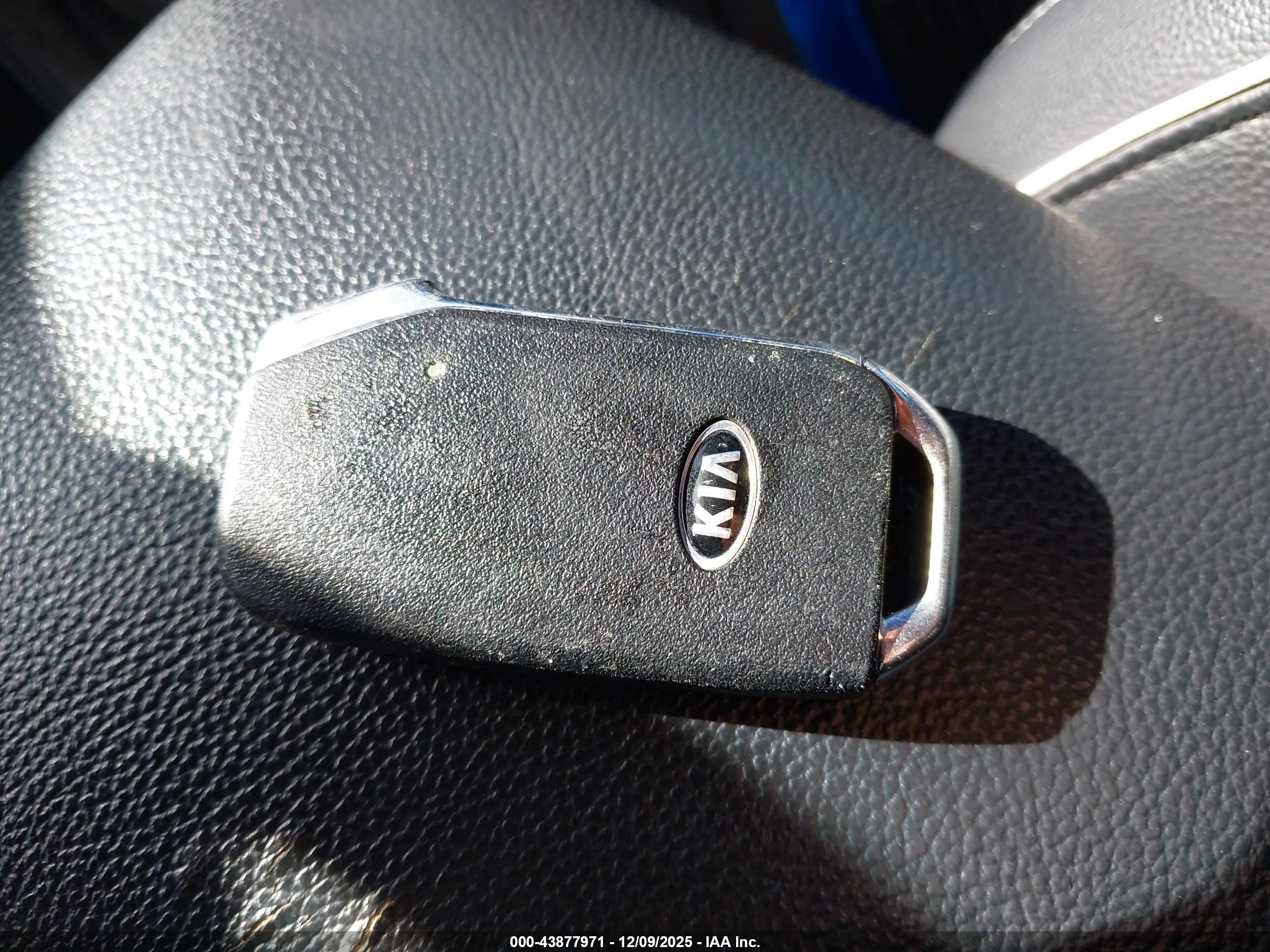 KIA FORTE image 11