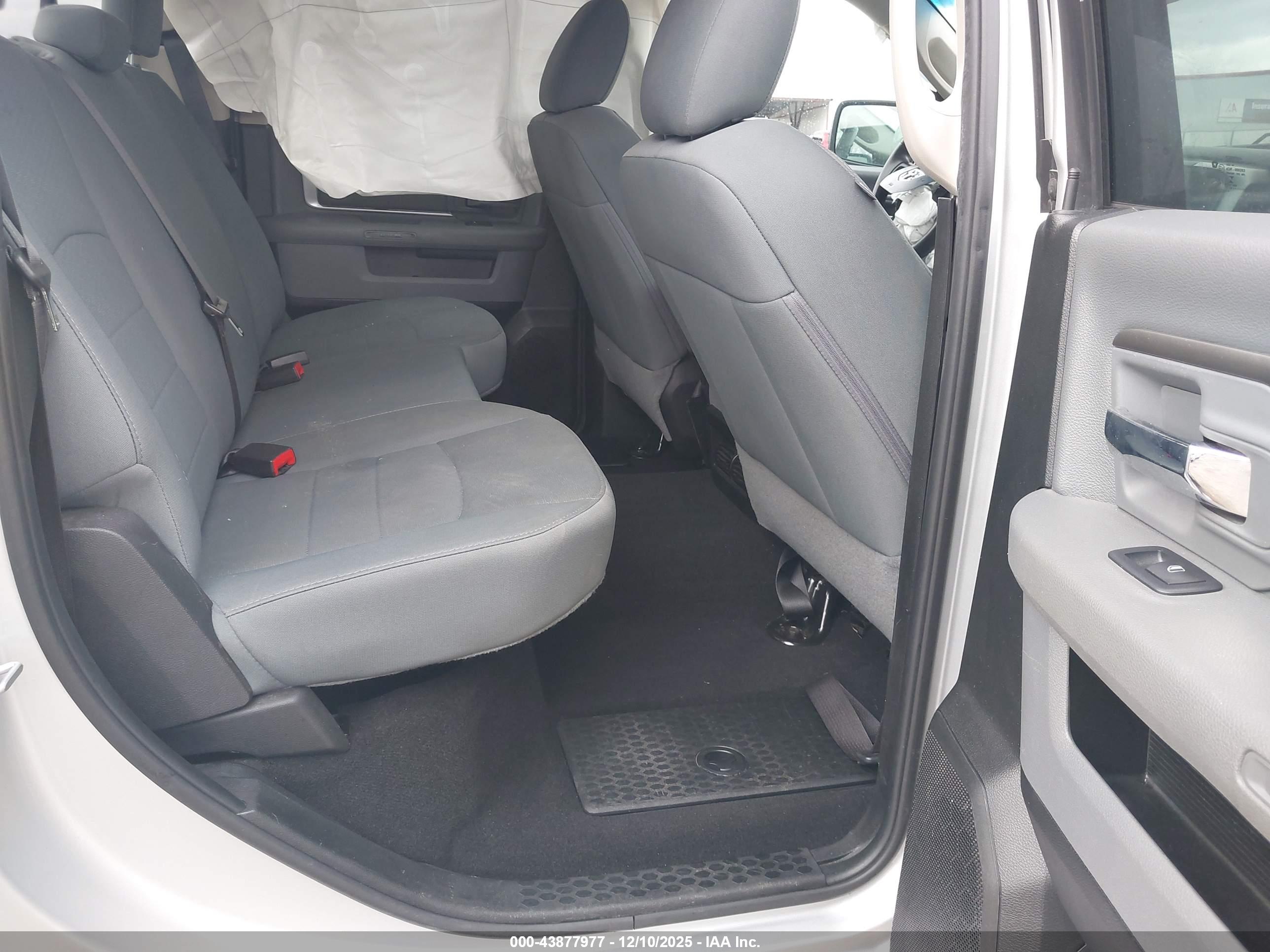 RAM 1500 image 8
