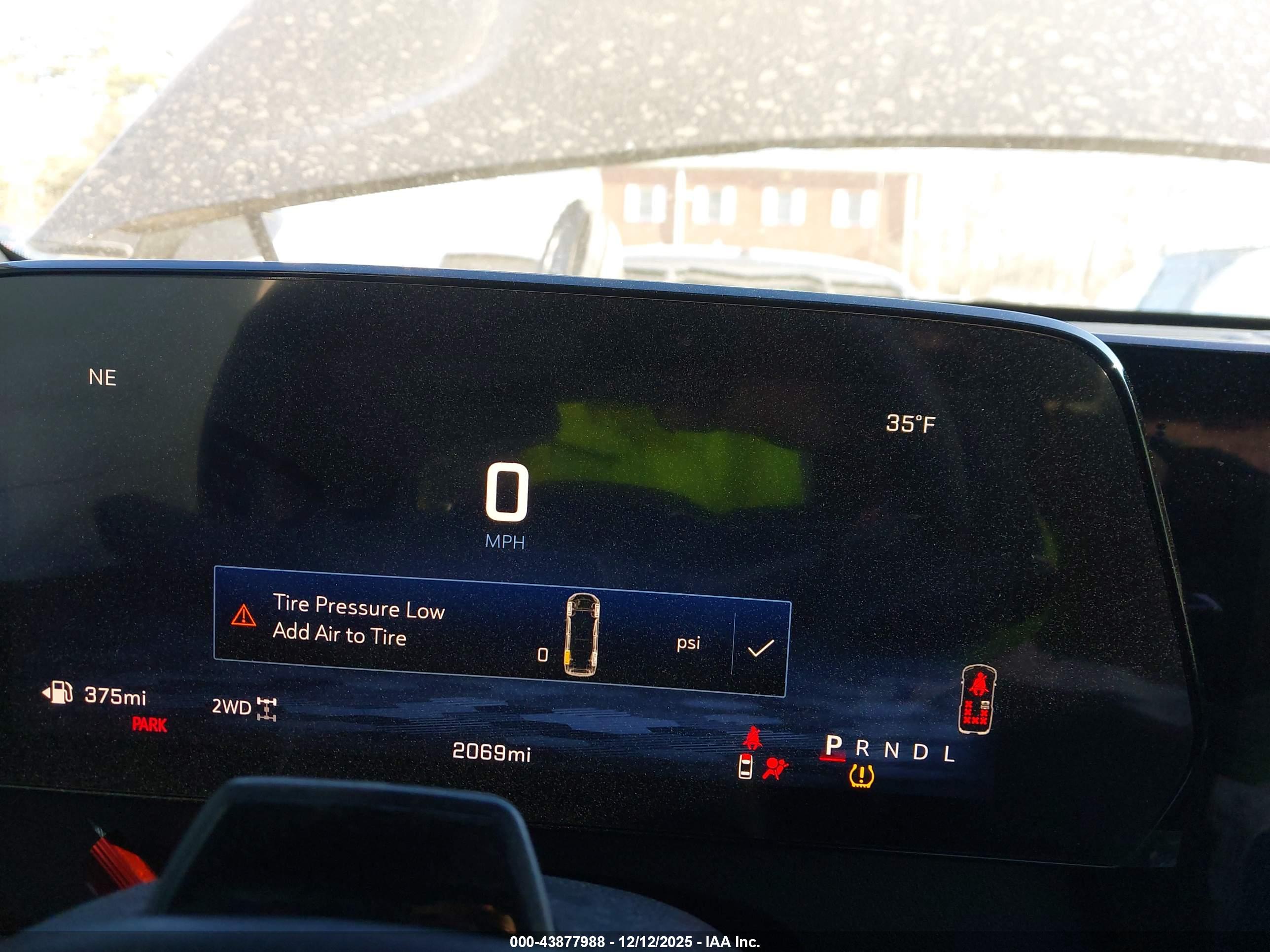 CHEVROLET TRAVERSE image 7