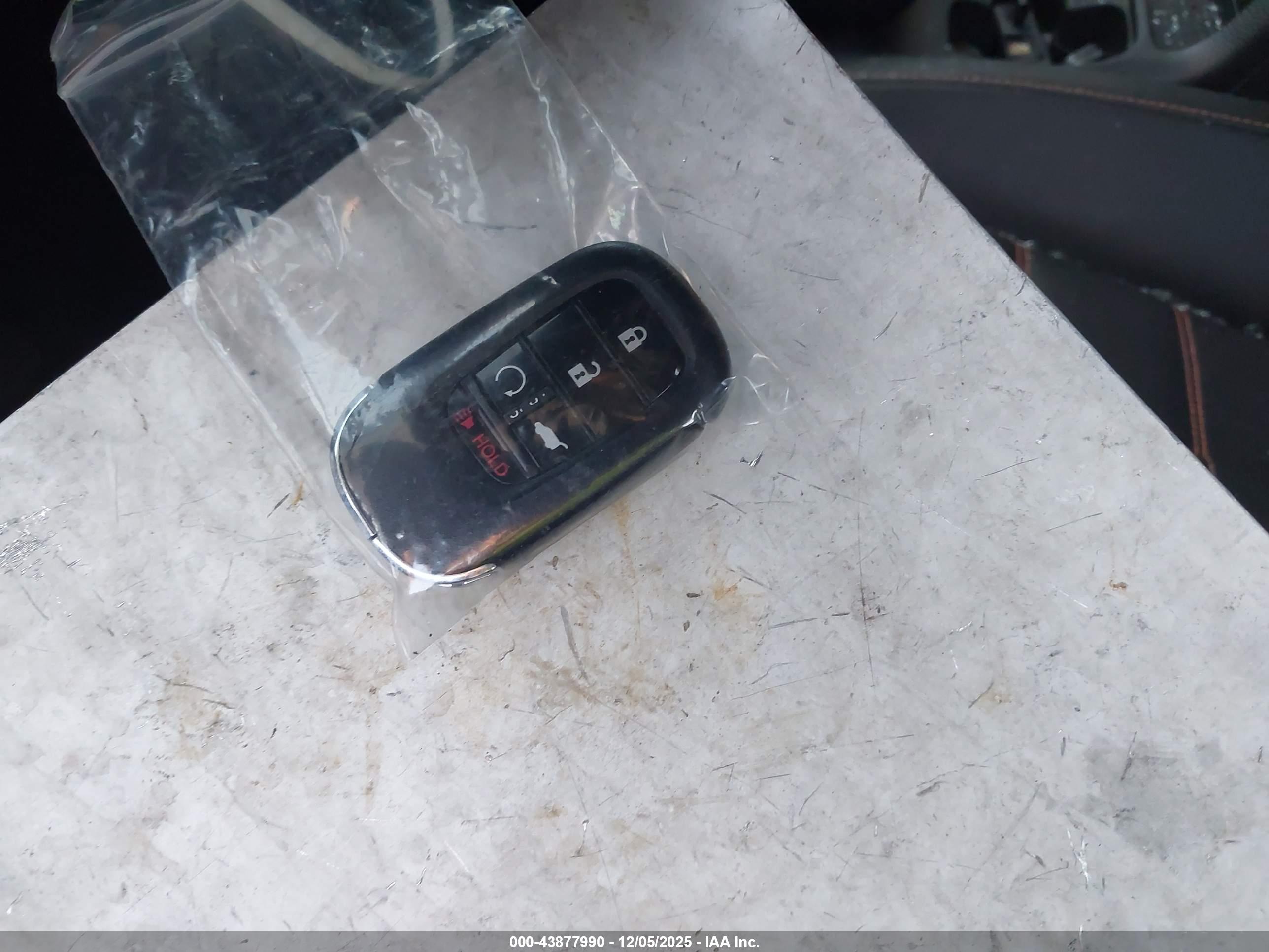 HONDA CR-V image 11