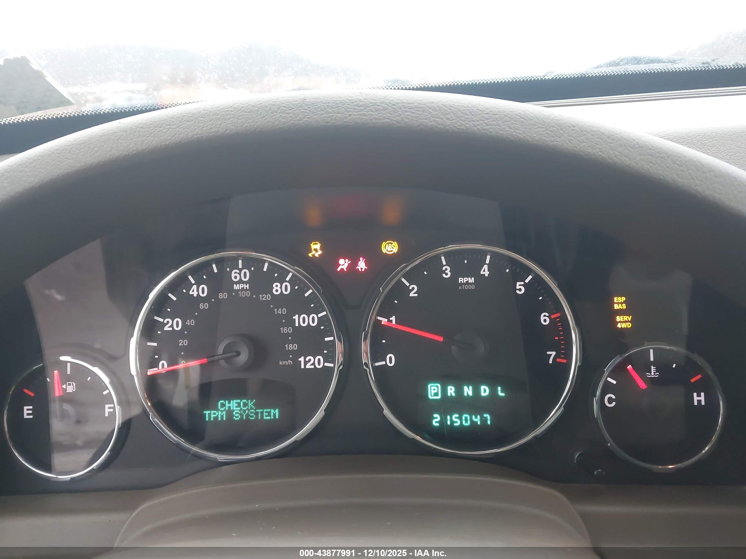 JEEP LIBERTY image 7