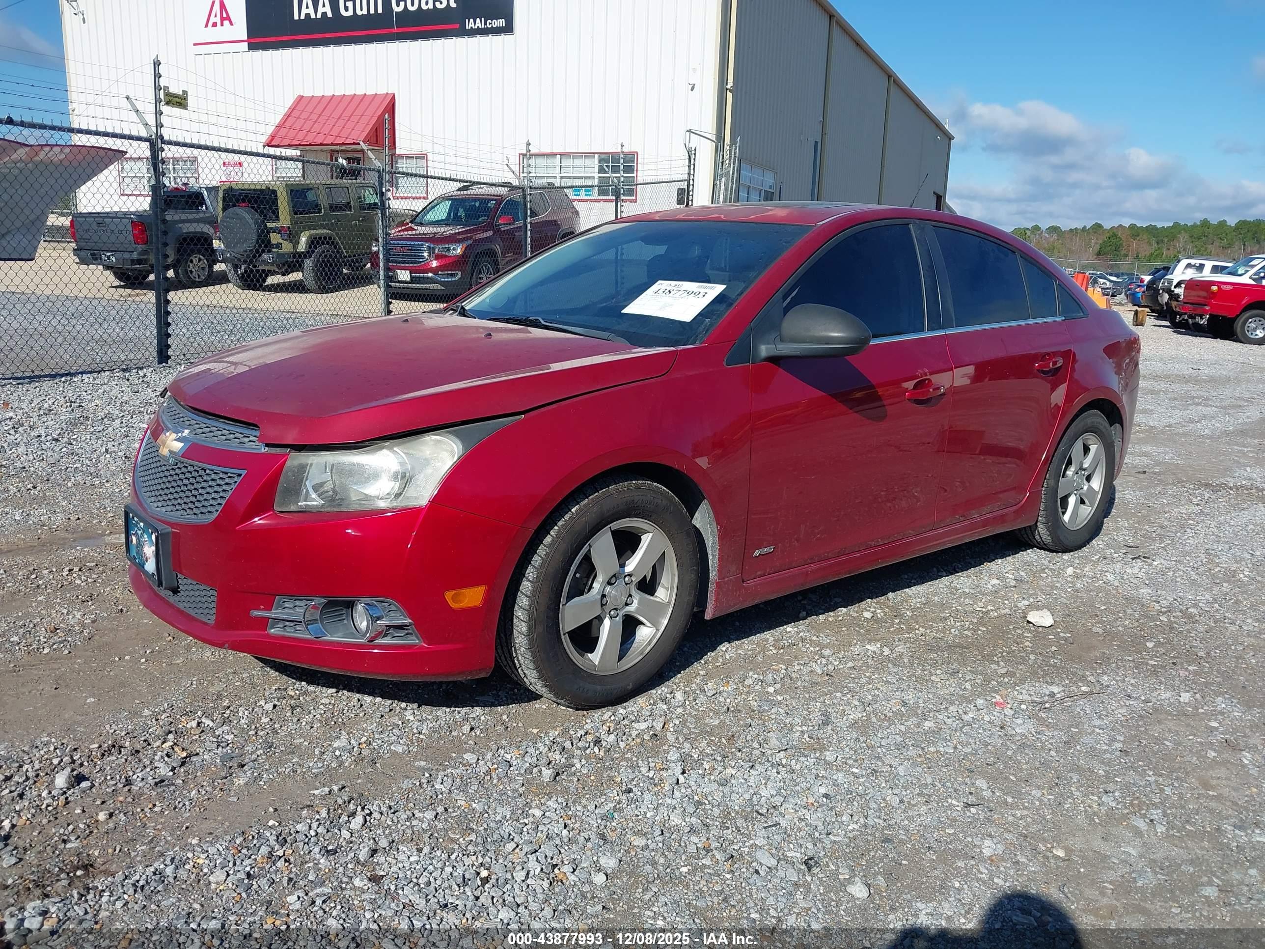 CHEVROLET CRUZE image 2