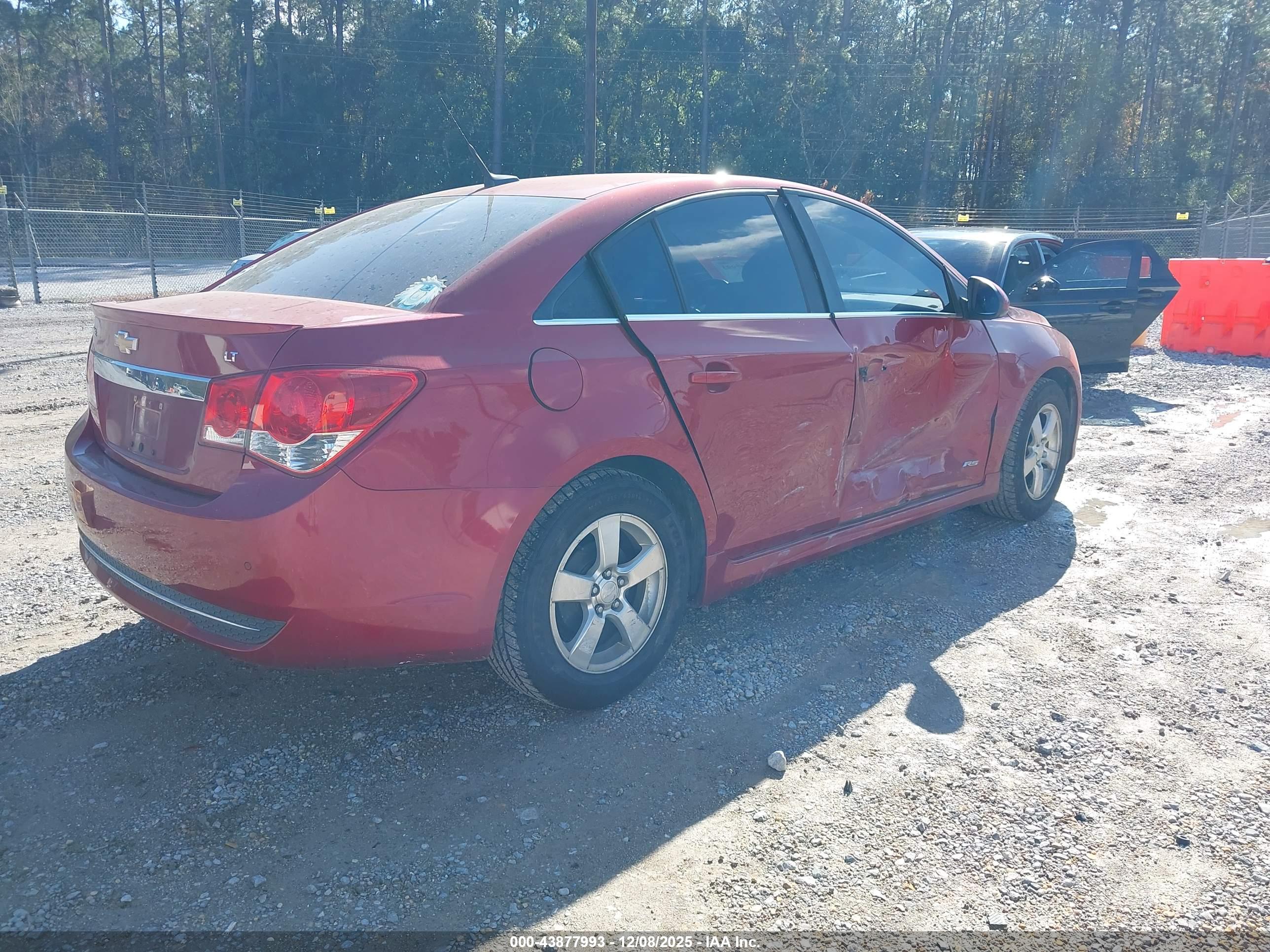 CHEVROLET CRUZE image 4