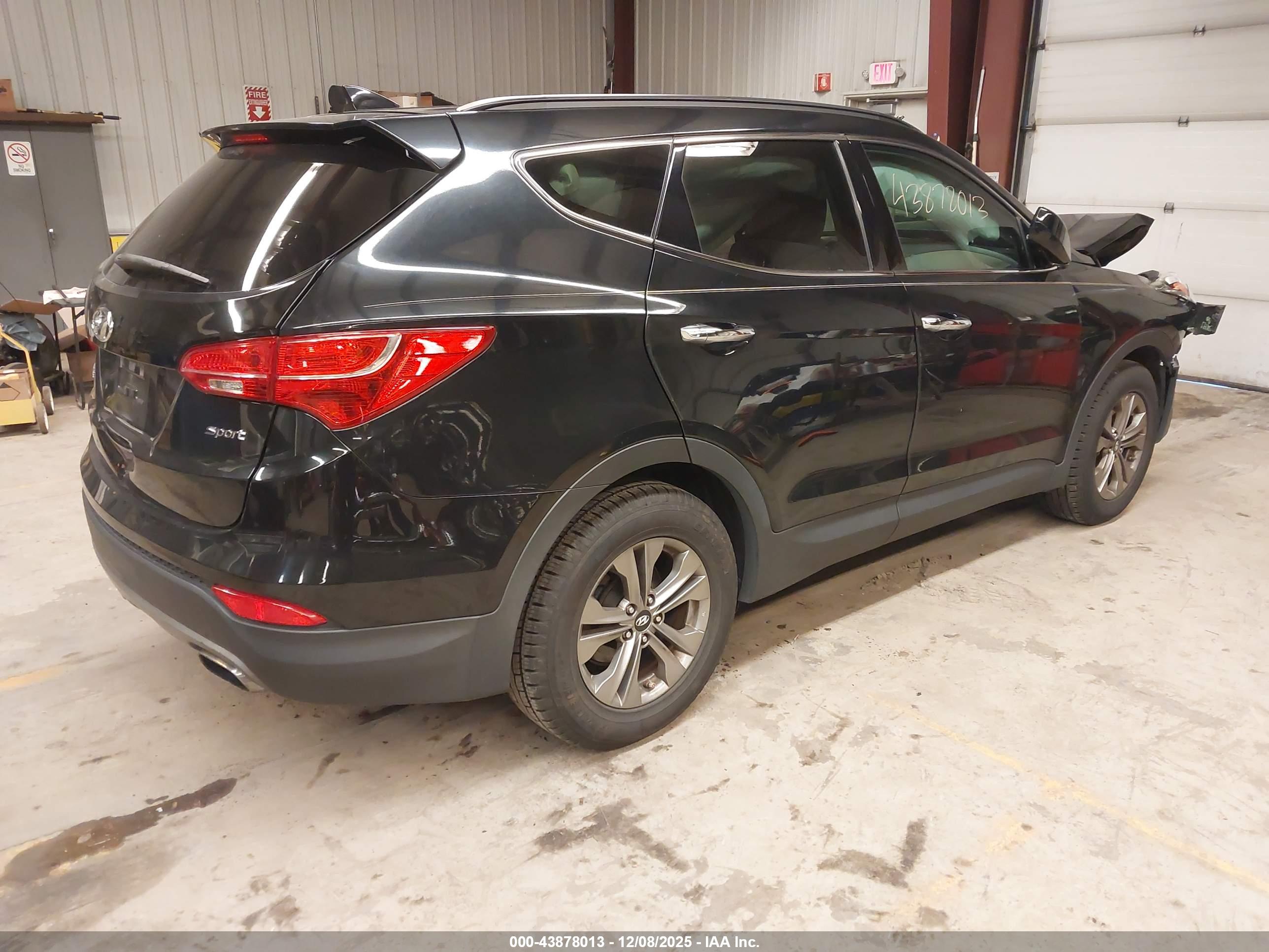 HYUNDAI SANTA image 4
