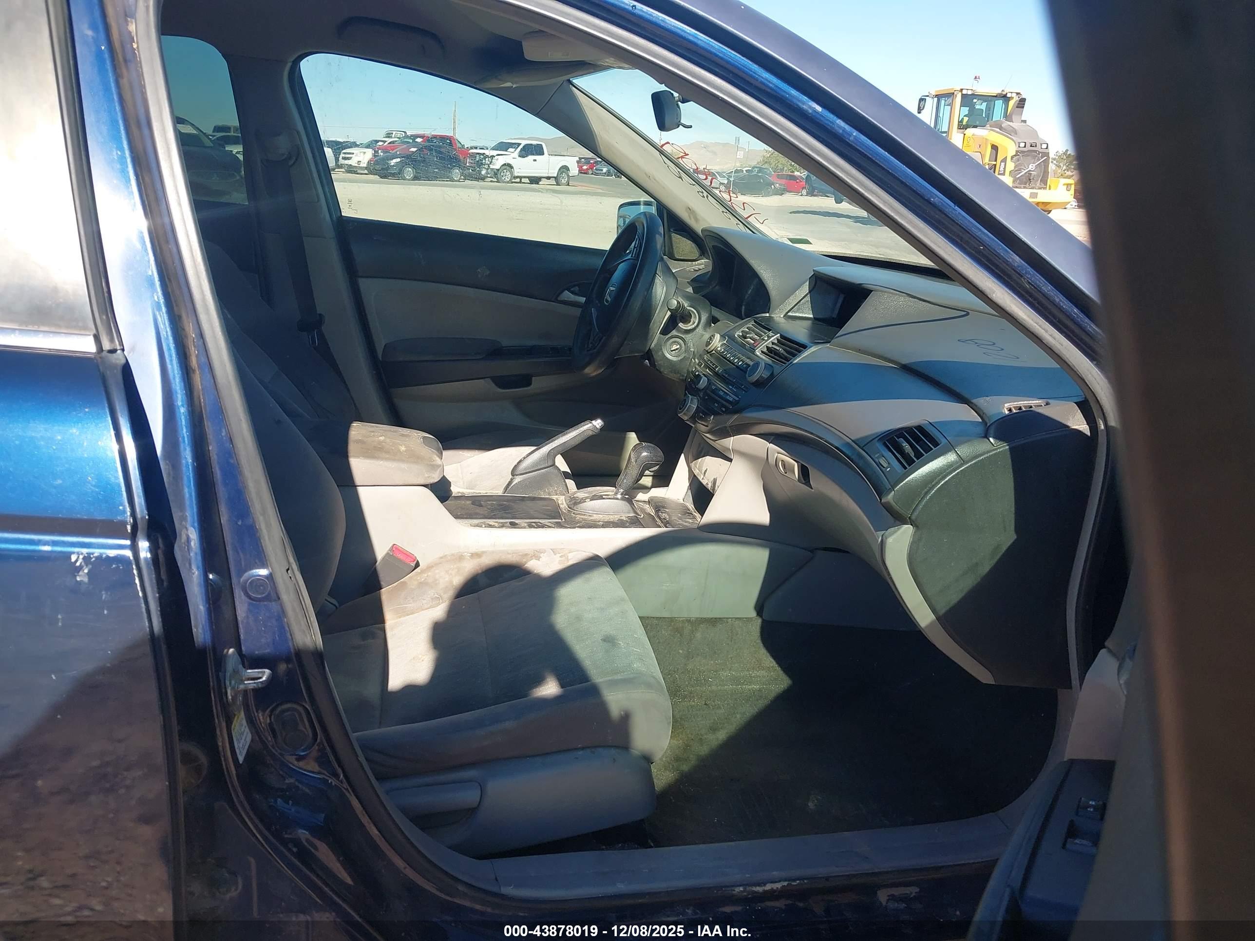HONDA ACCORD image 5