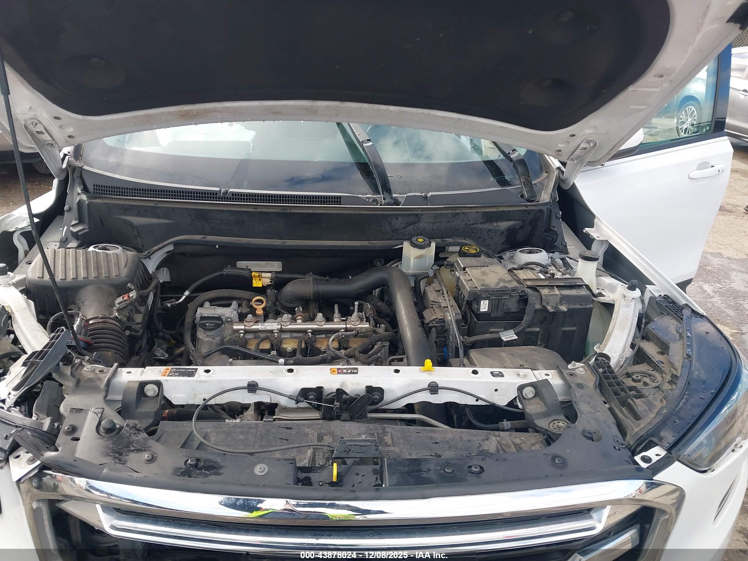 GMC TERRAIN image 10