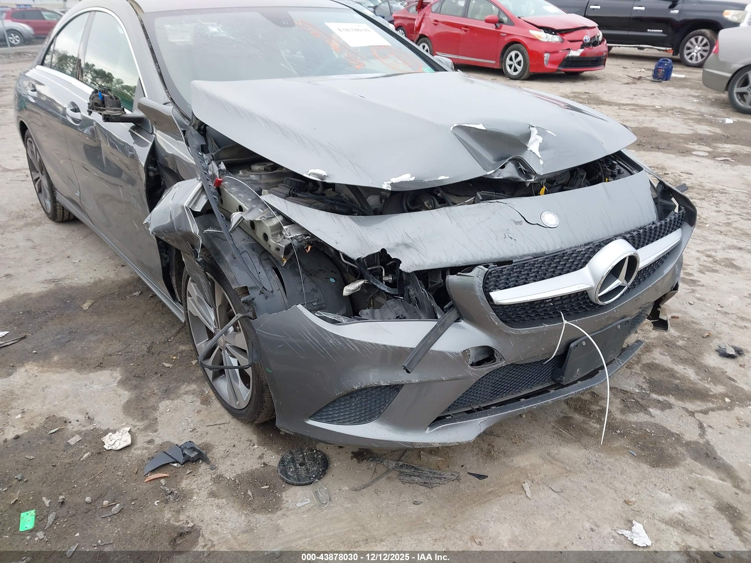 MERCEDES-BENZ CLA image 6