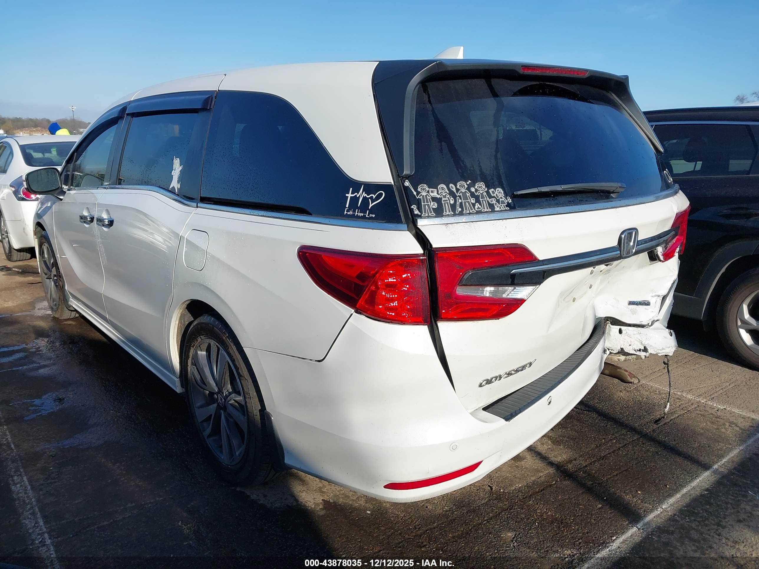 HONDA ODYSSEY image 3