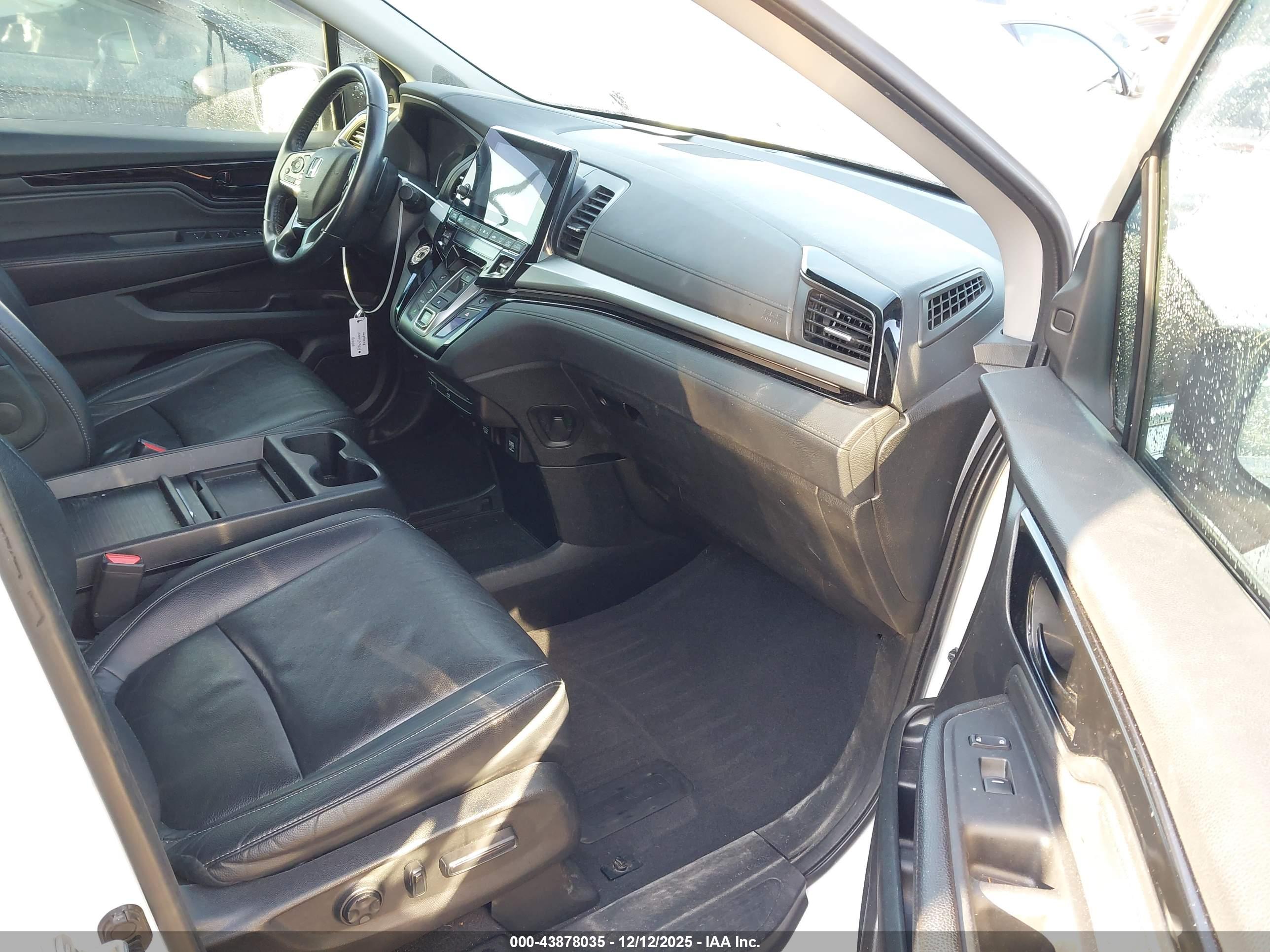 HONDA ODYSSEY image 5