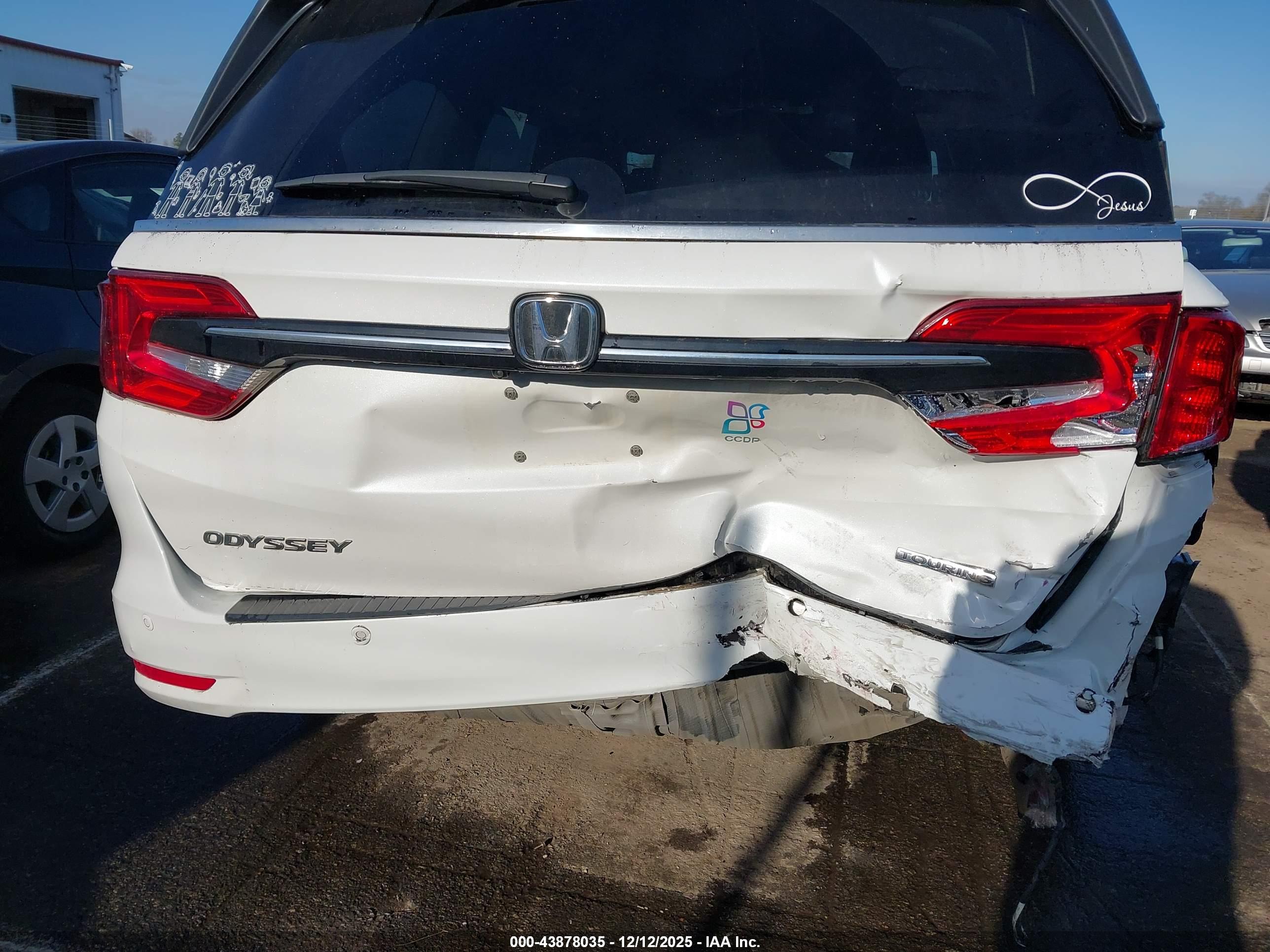 HONDA ODYSSEY image 6