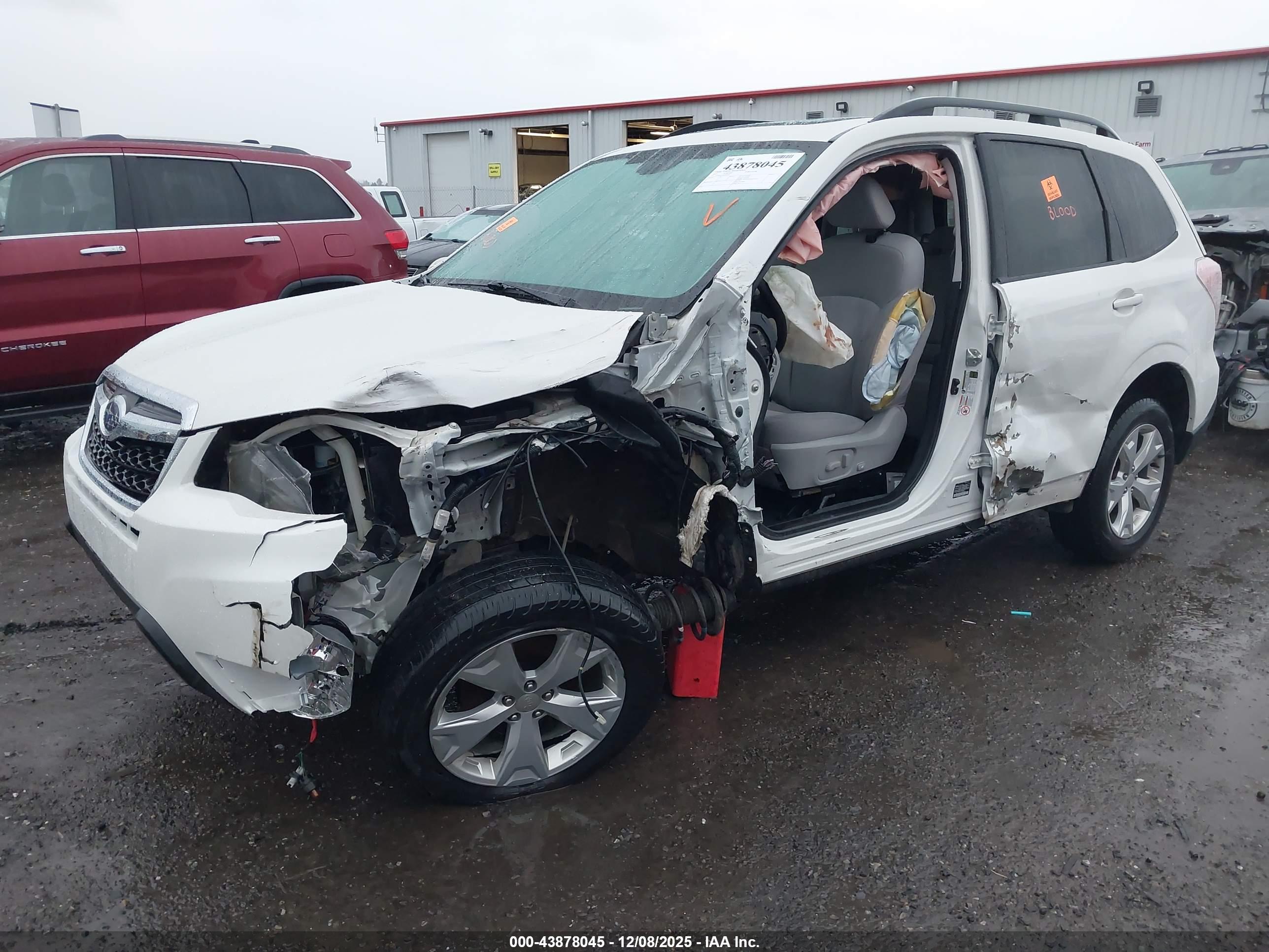 SUBARU FORESTER image 2