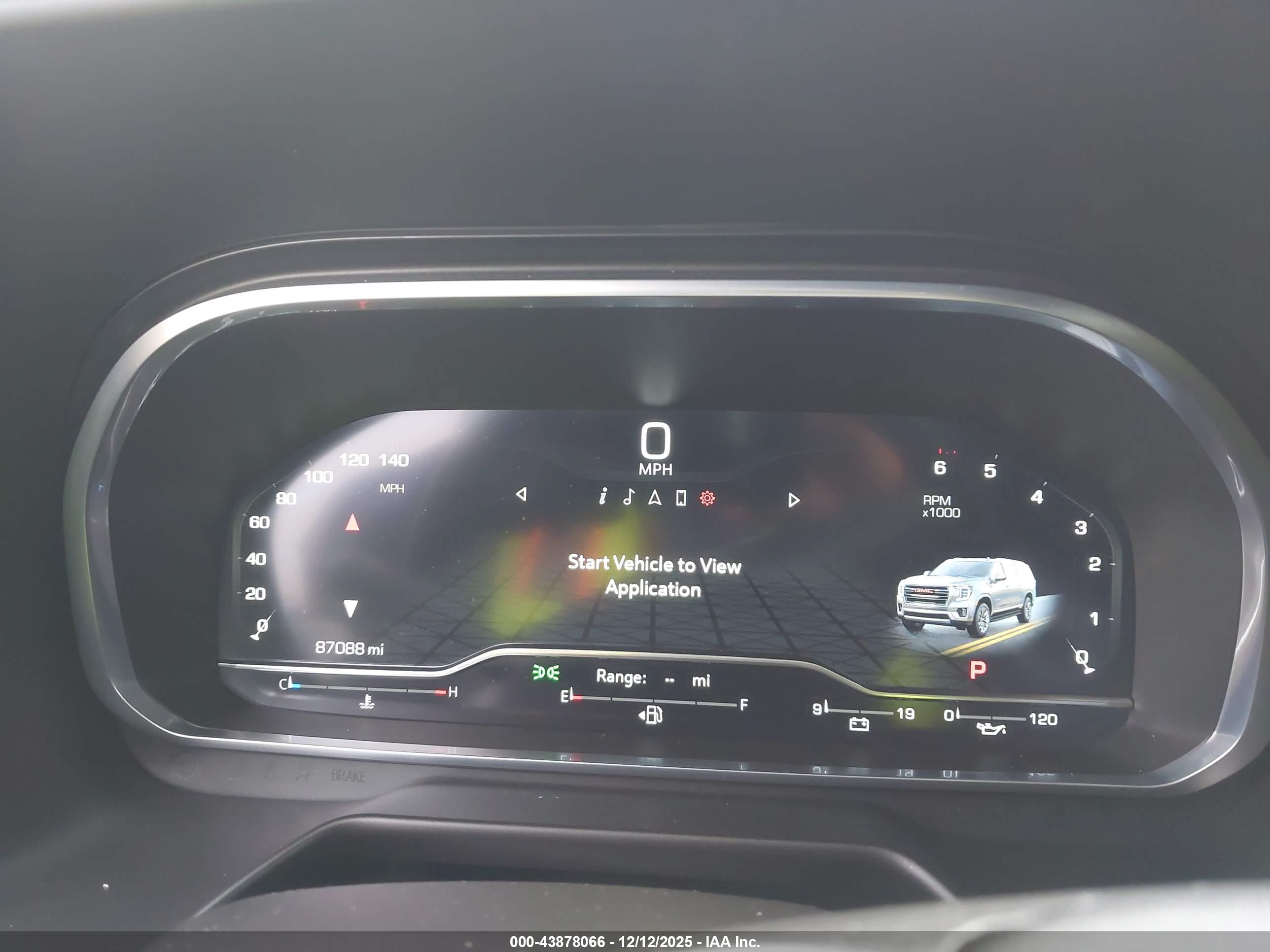 GMC YUKON image 7