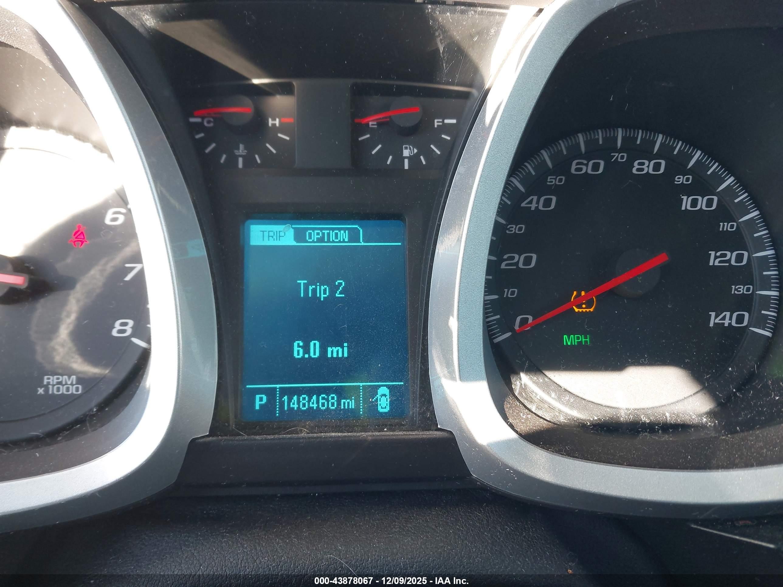 CHEVROLET EQUINOX image 7