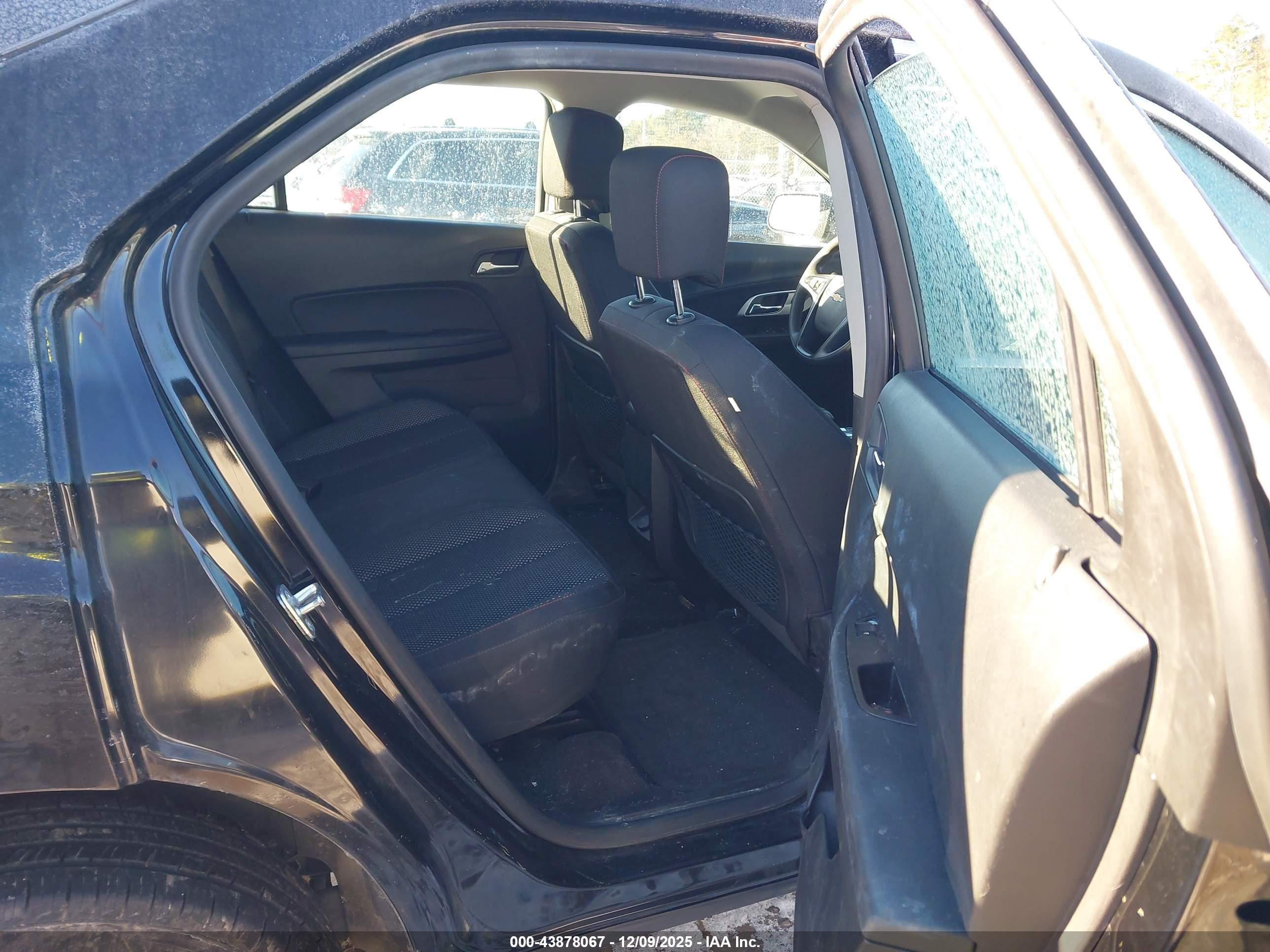 CHEVROLET EQUINOX image 8