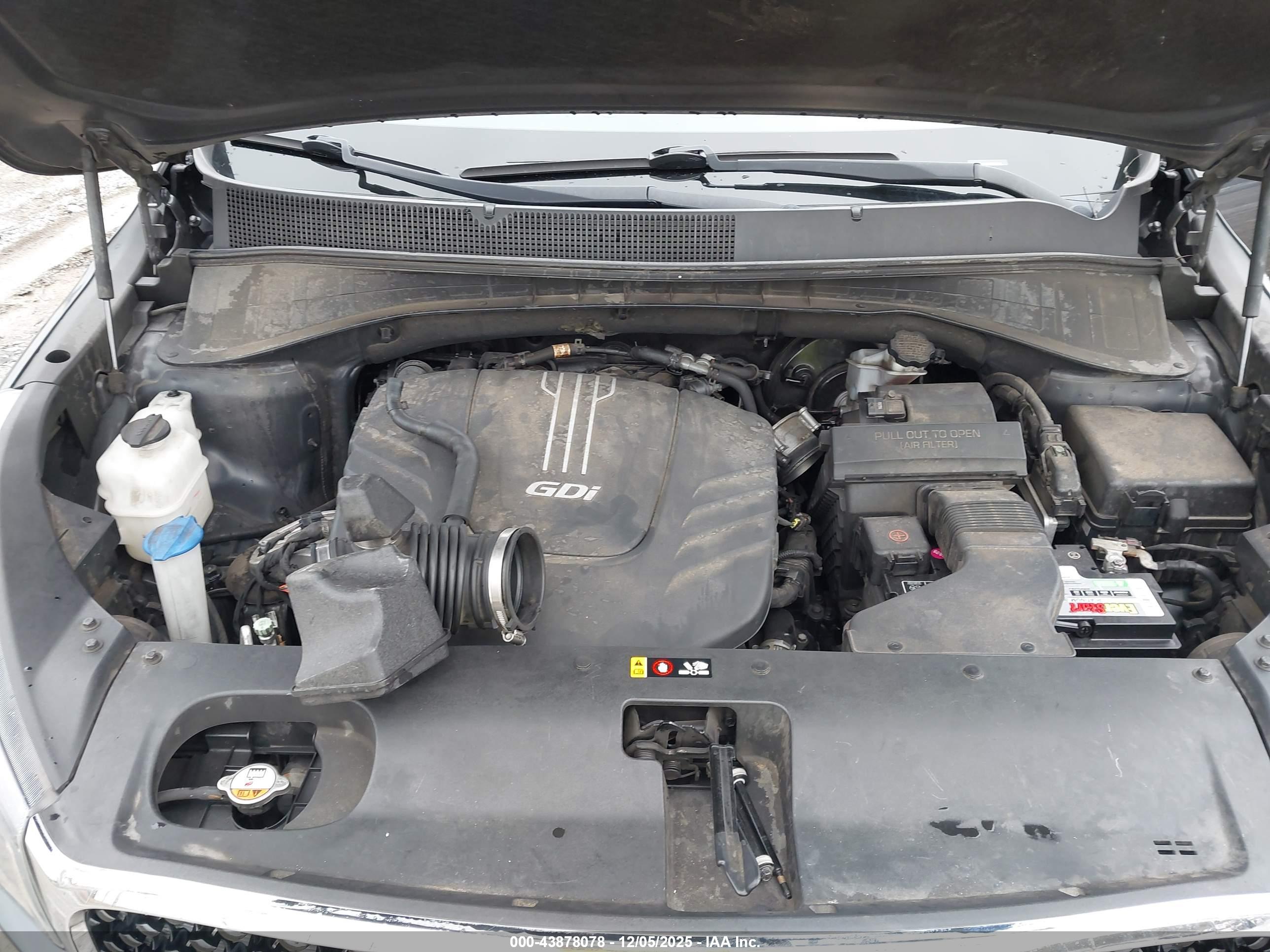 KIA SORENTO image 10