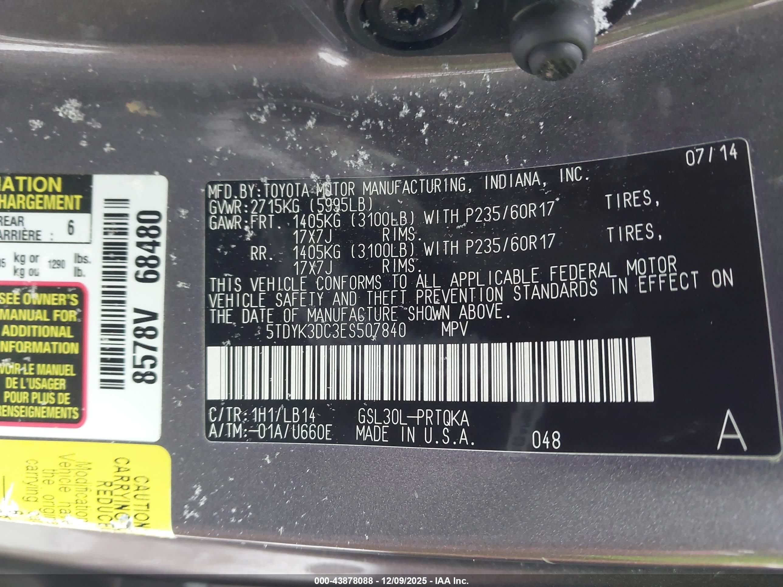 TOYOTA SIENNA image 9