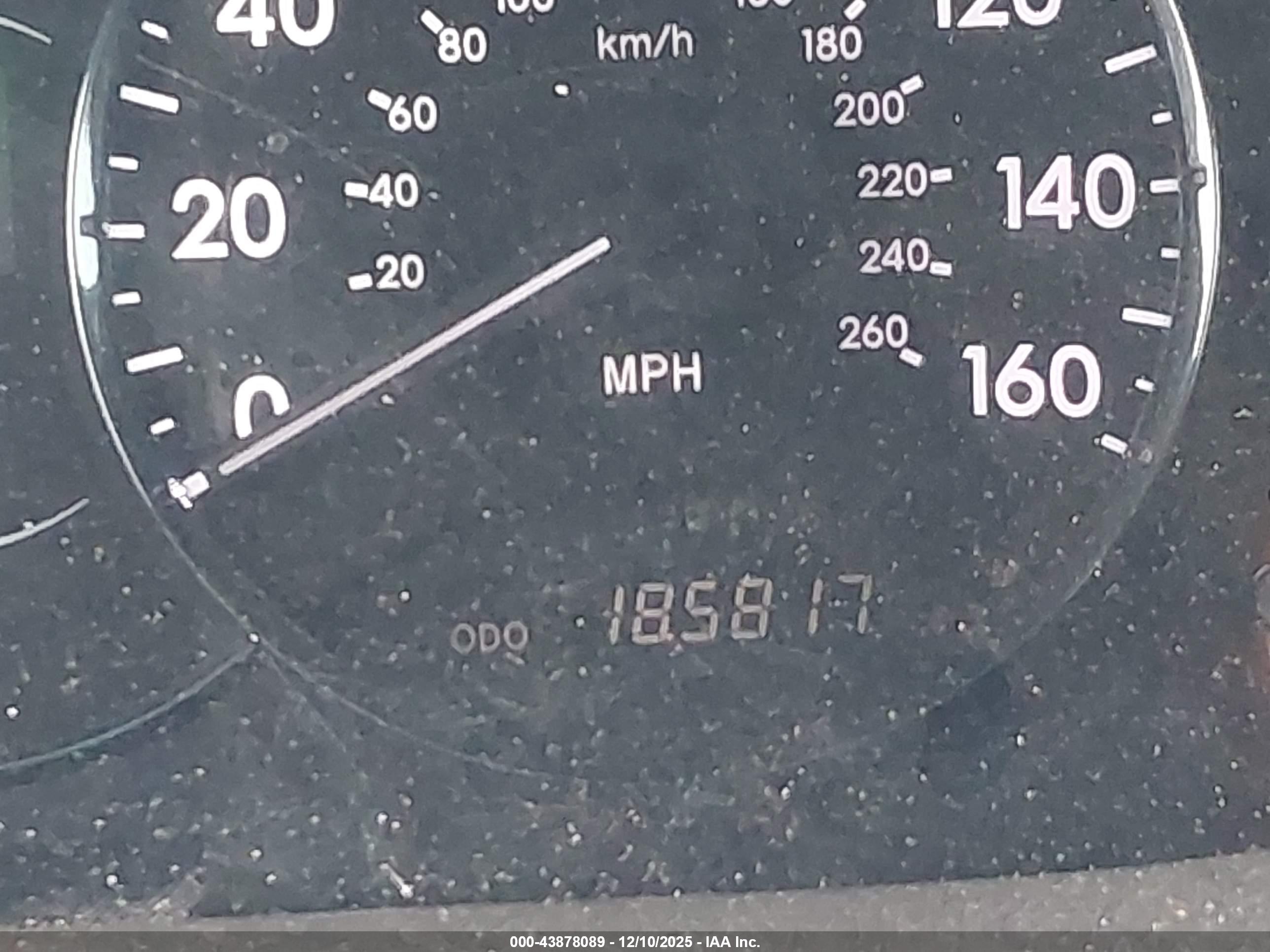 TOYOTA AVALON image 7