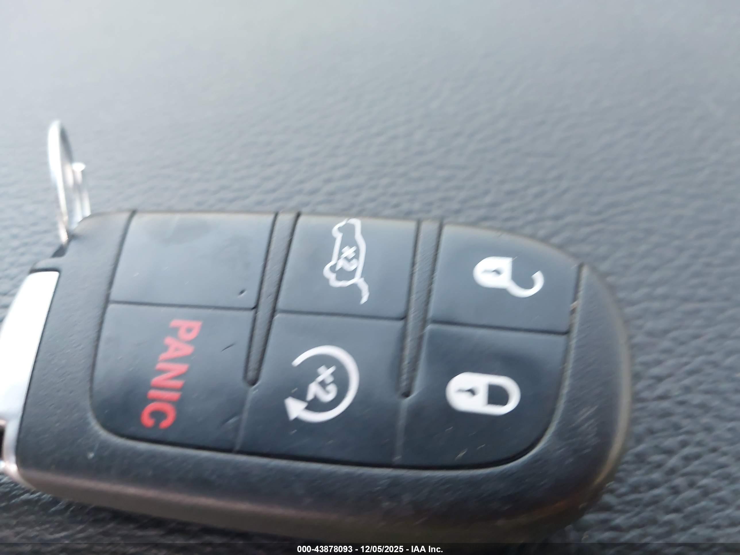 JEEP GRAND image 11