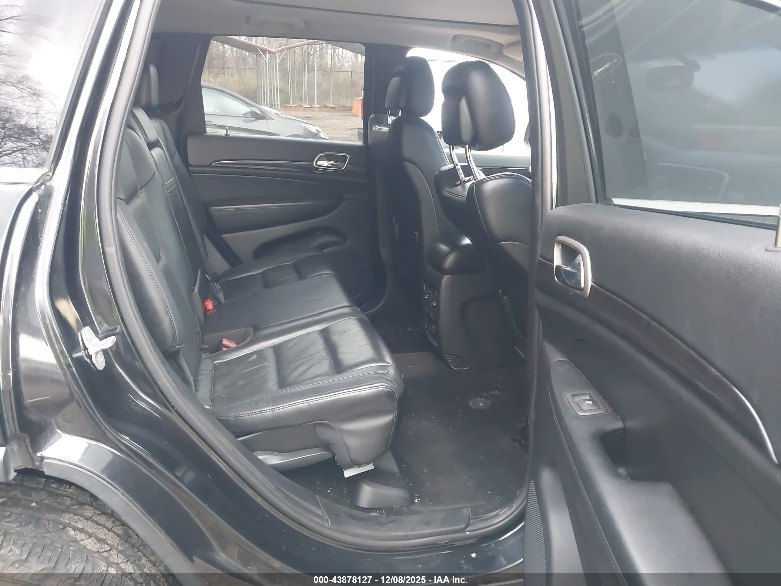 JEEP GRAND image 8