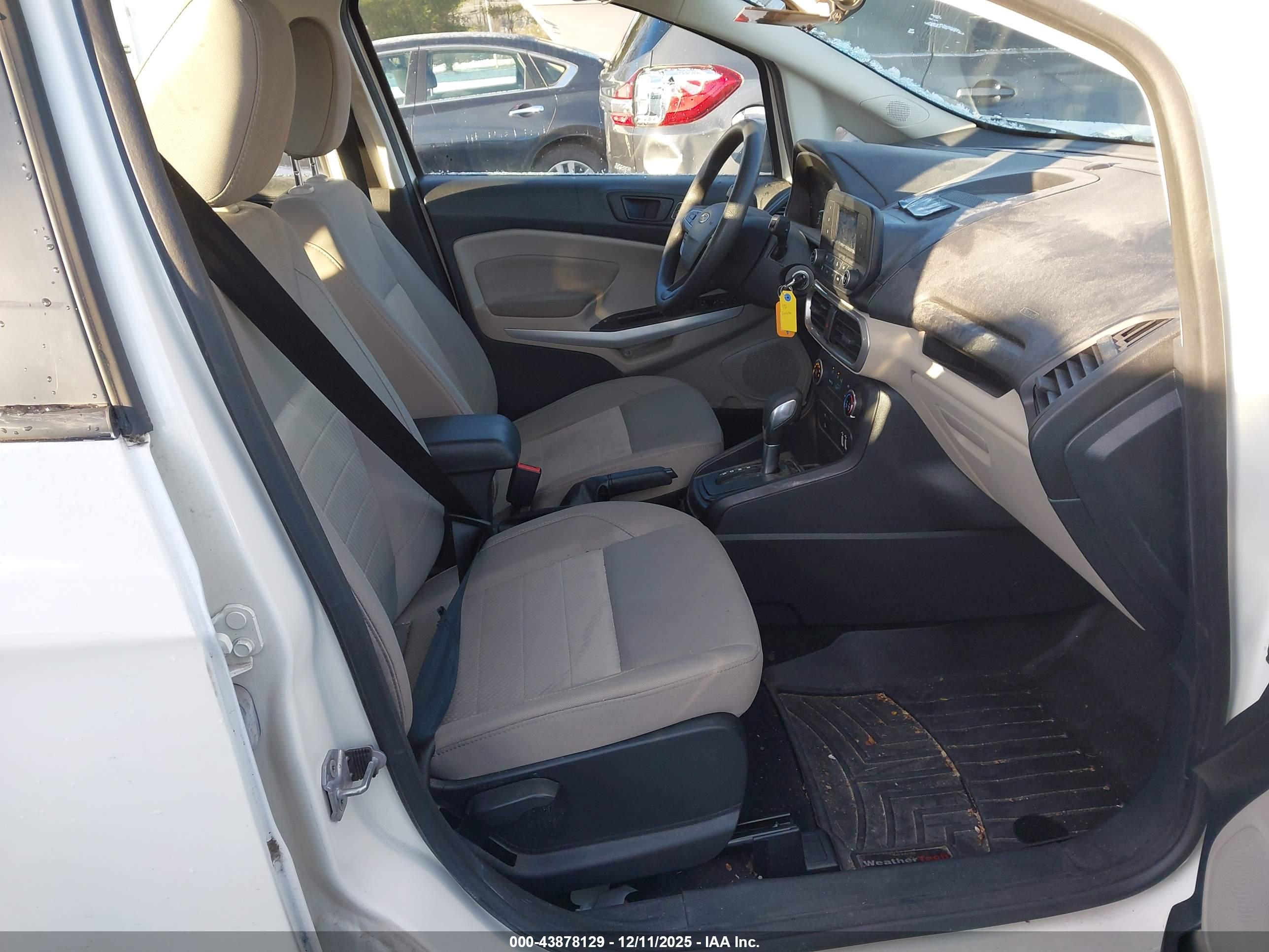 FORD ECOSPORT image 5