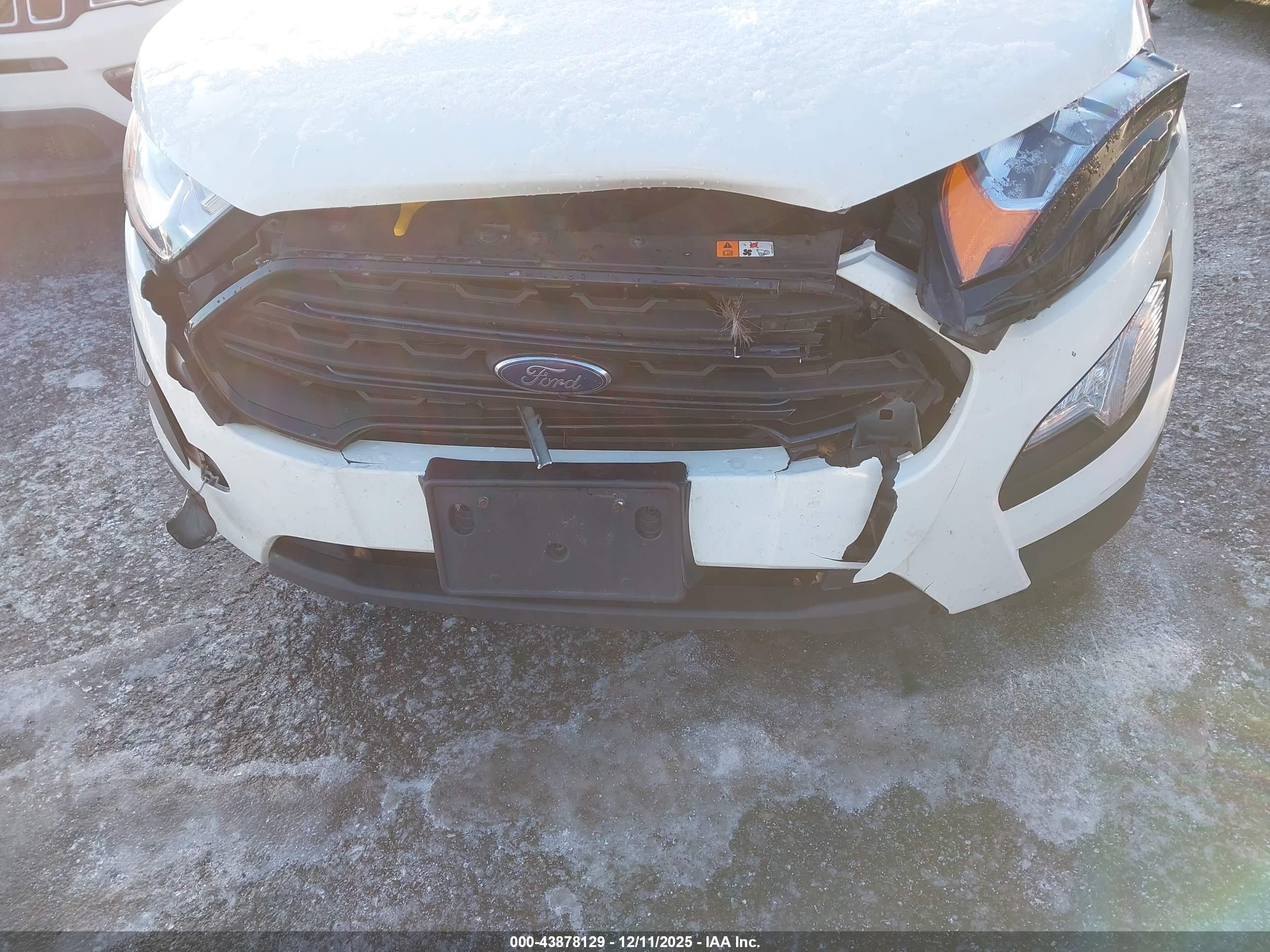 FORD ECOSPORT image 6