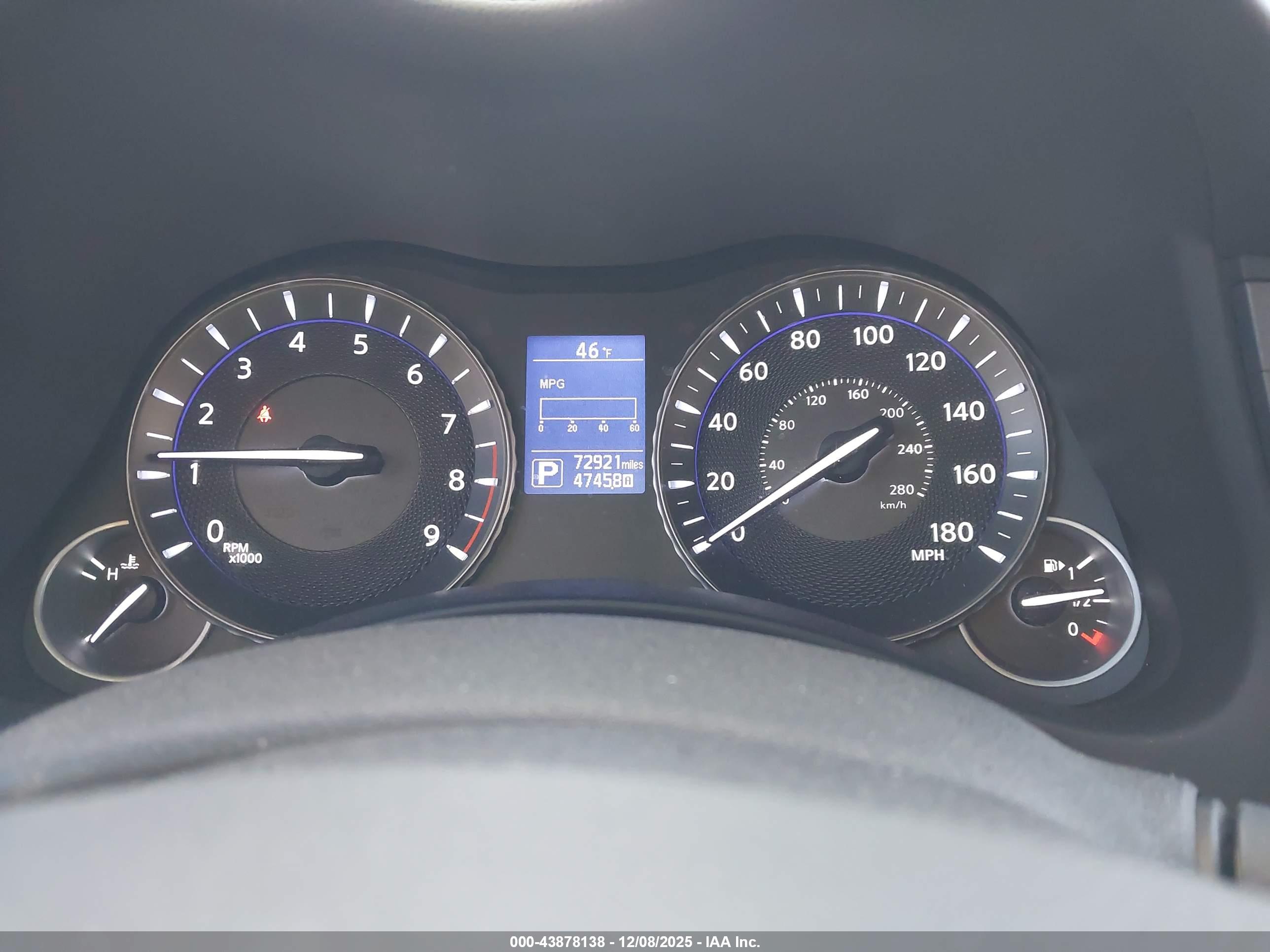 INFINITI Q70 image 7