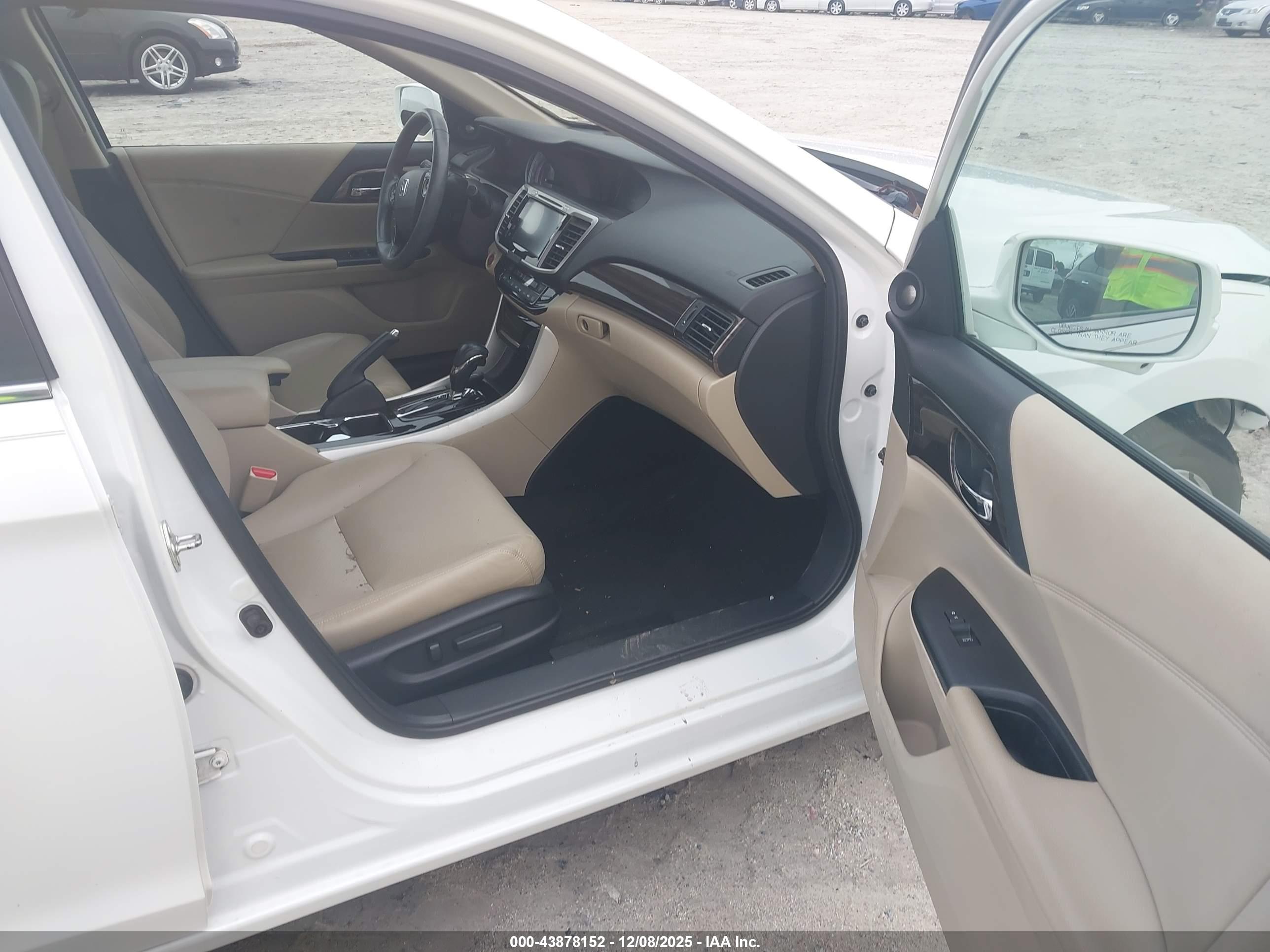 HONDA ACCORD image 5