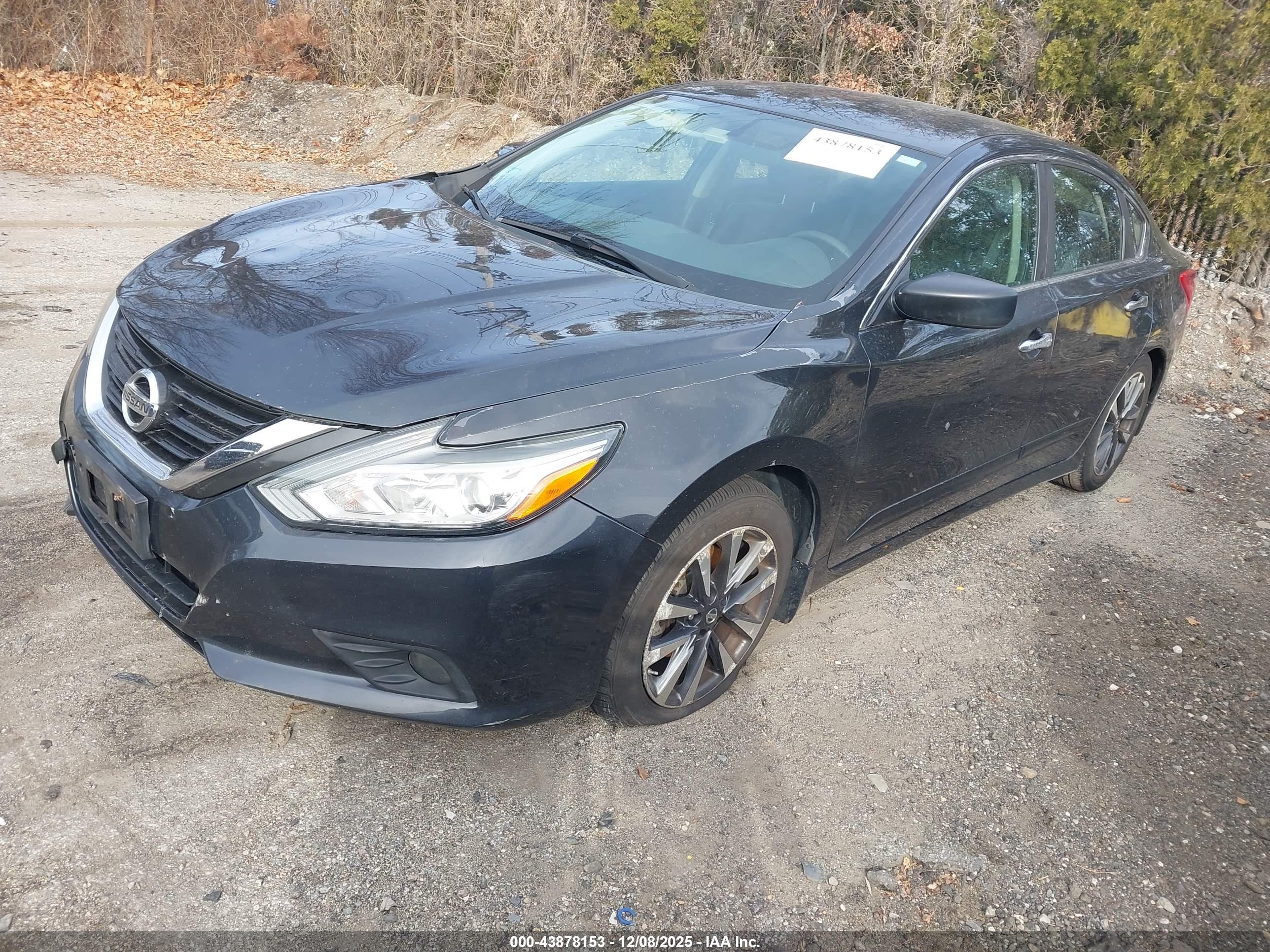 NISSAN ALTIMA image 2