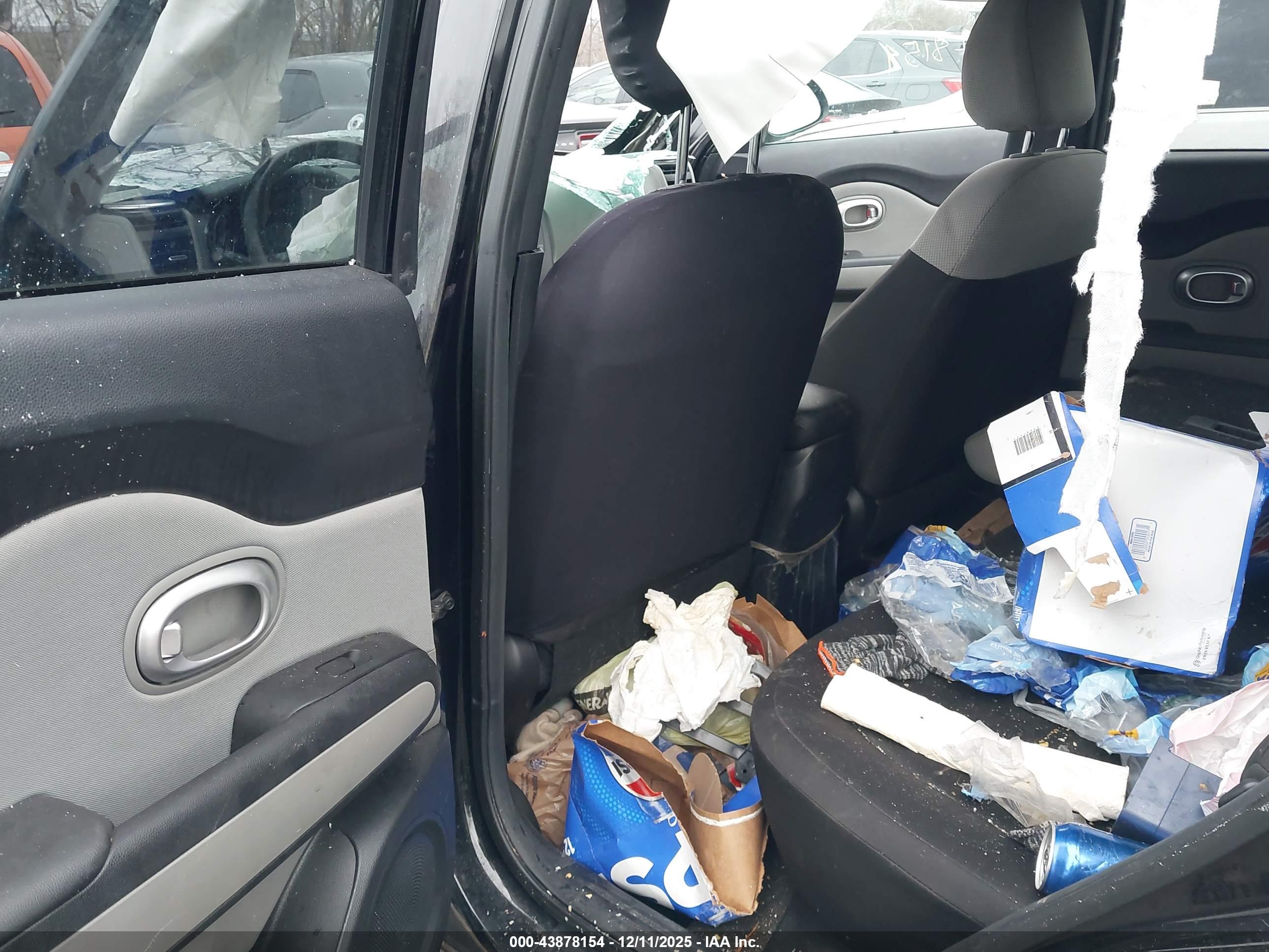 KIA SOUL image 8