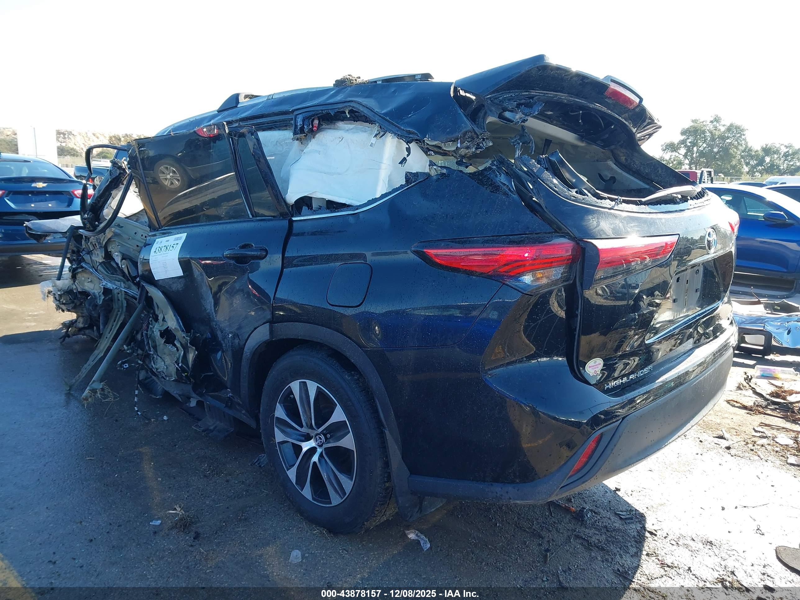 TOYOTA HIGHLANDER image 3