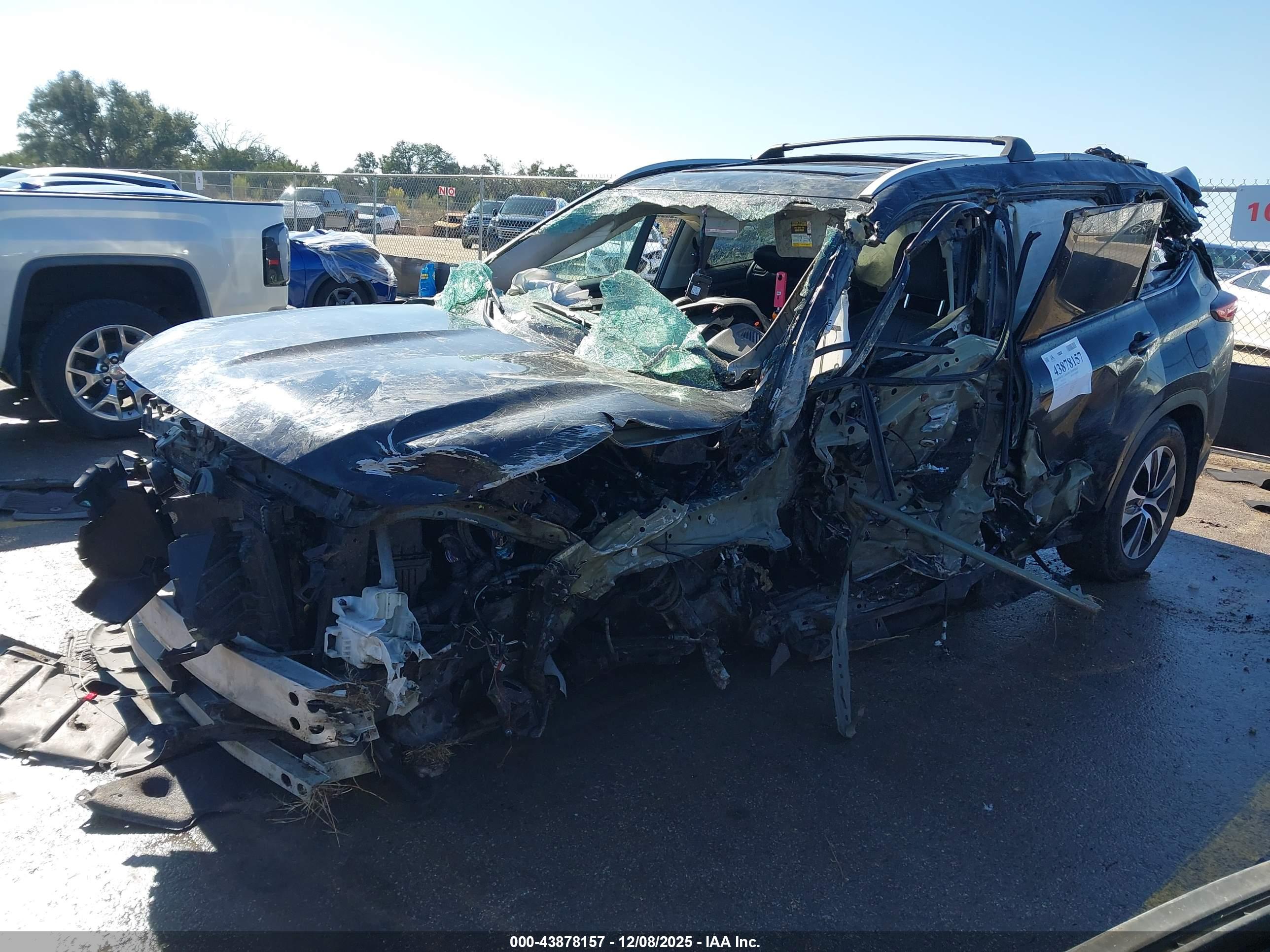 TOYOTA HIGHLANDER image 6