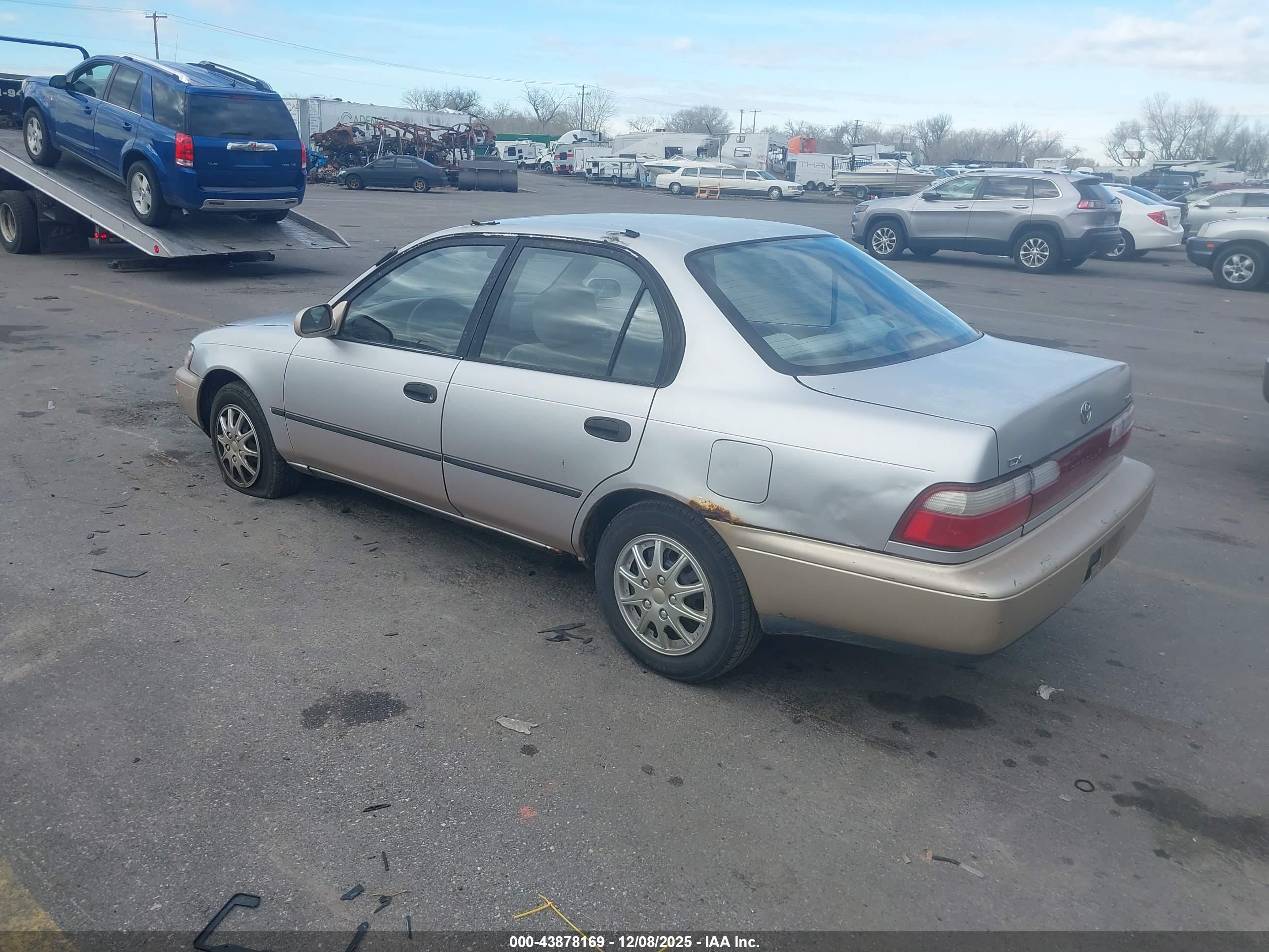 TOYOTA COROLLA image 3