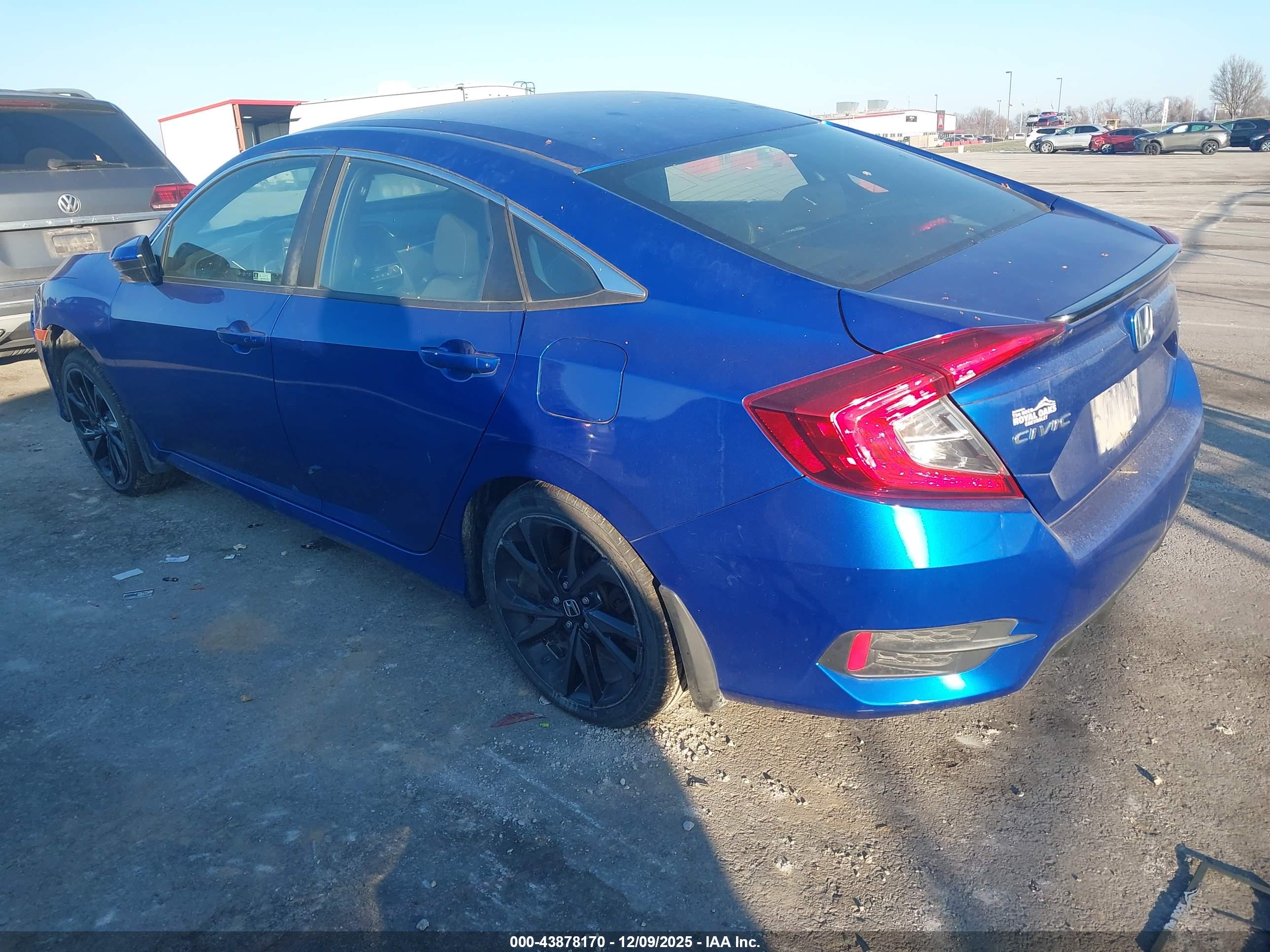 HONDA CIVIC image 3