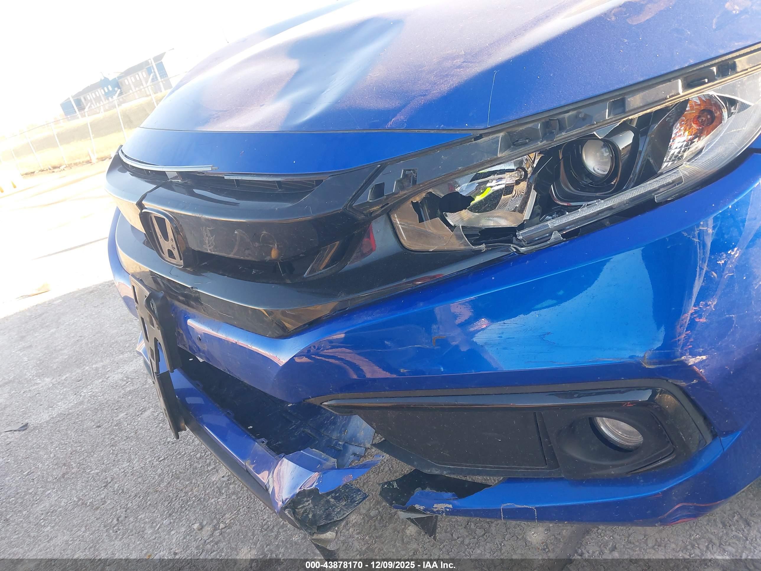 HONDA CIVIC image 6