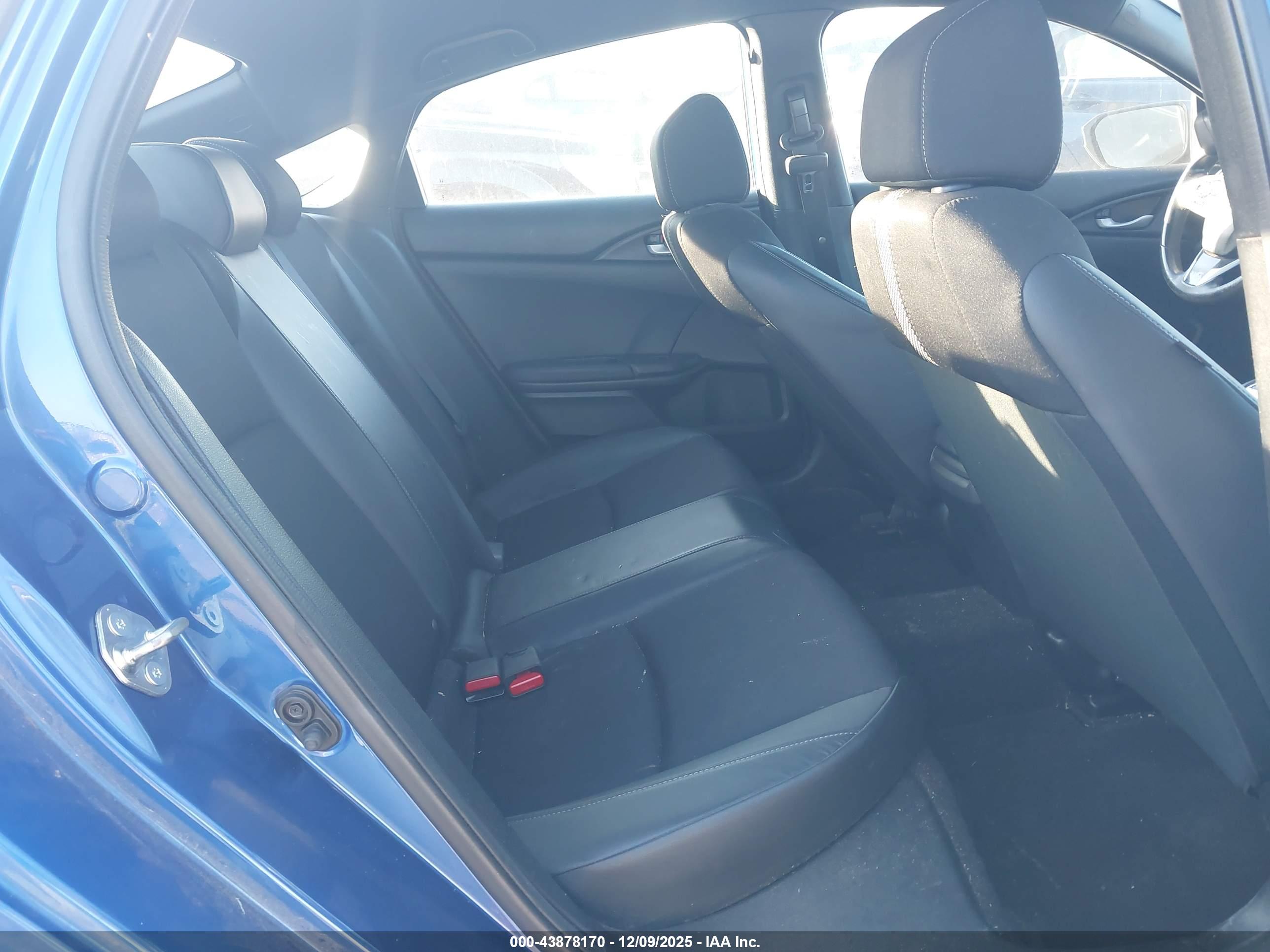 HONDA CIVIC image 8