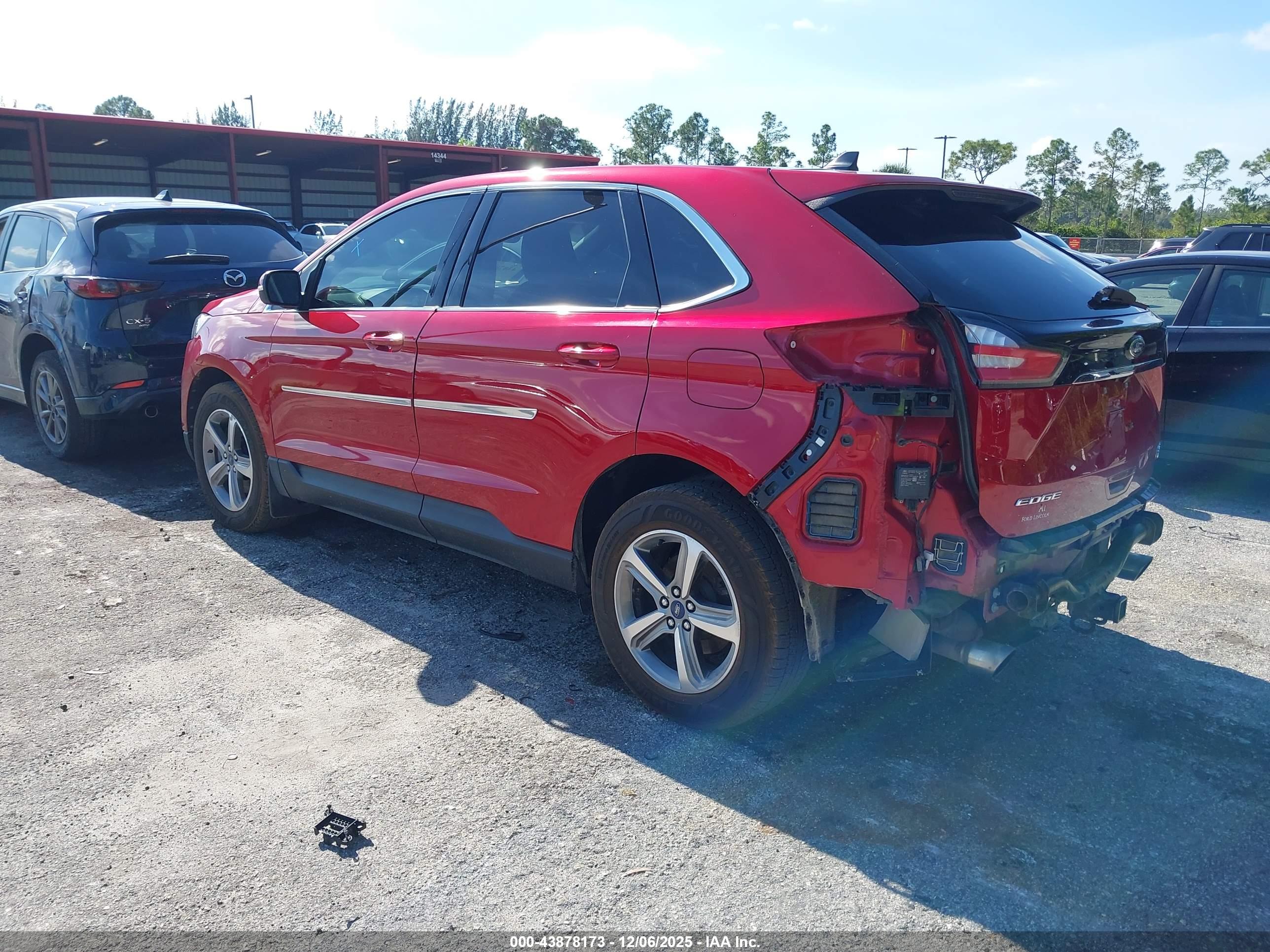 FORD EDGE image 3