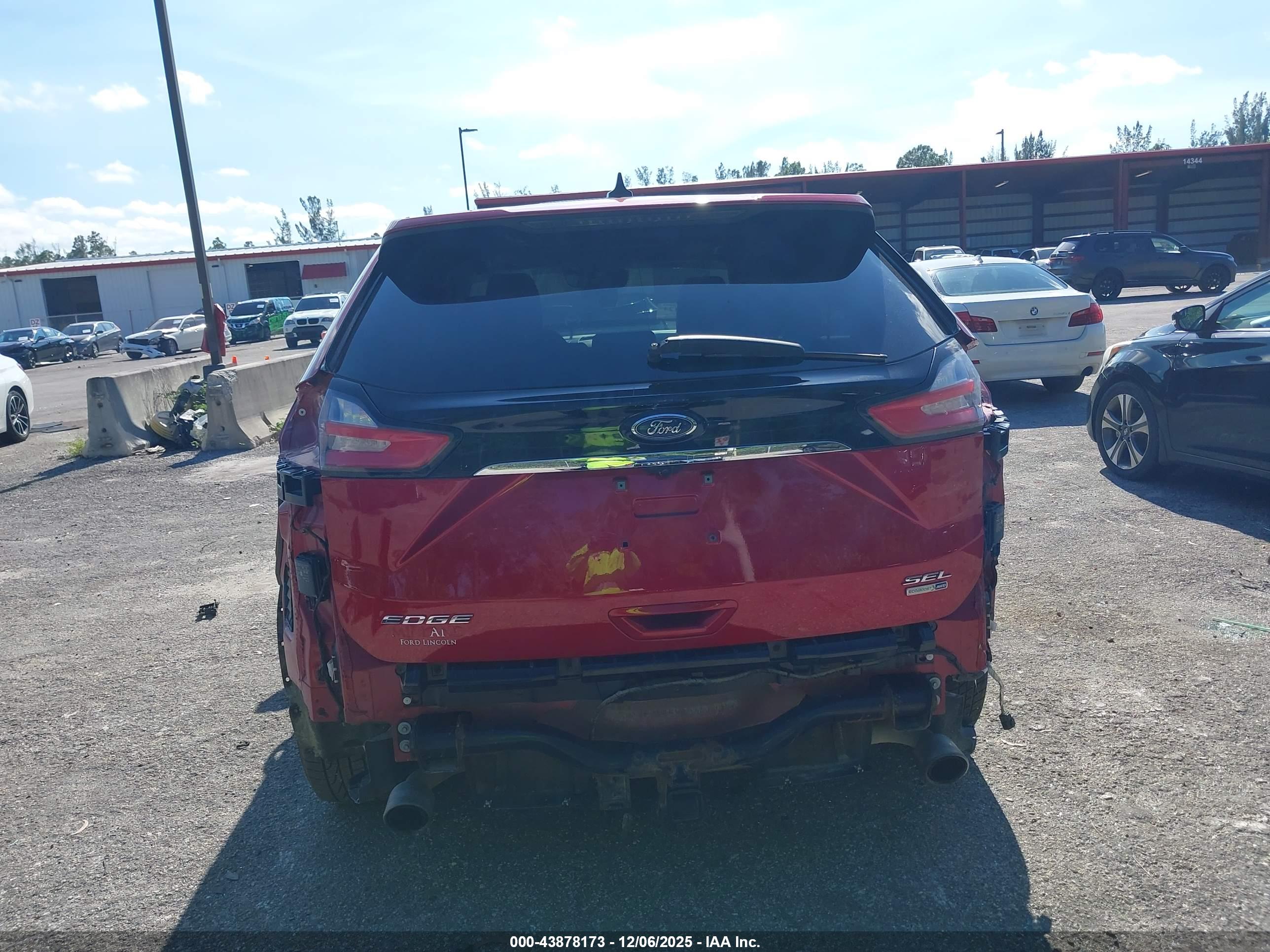 FORD EDGE image 6