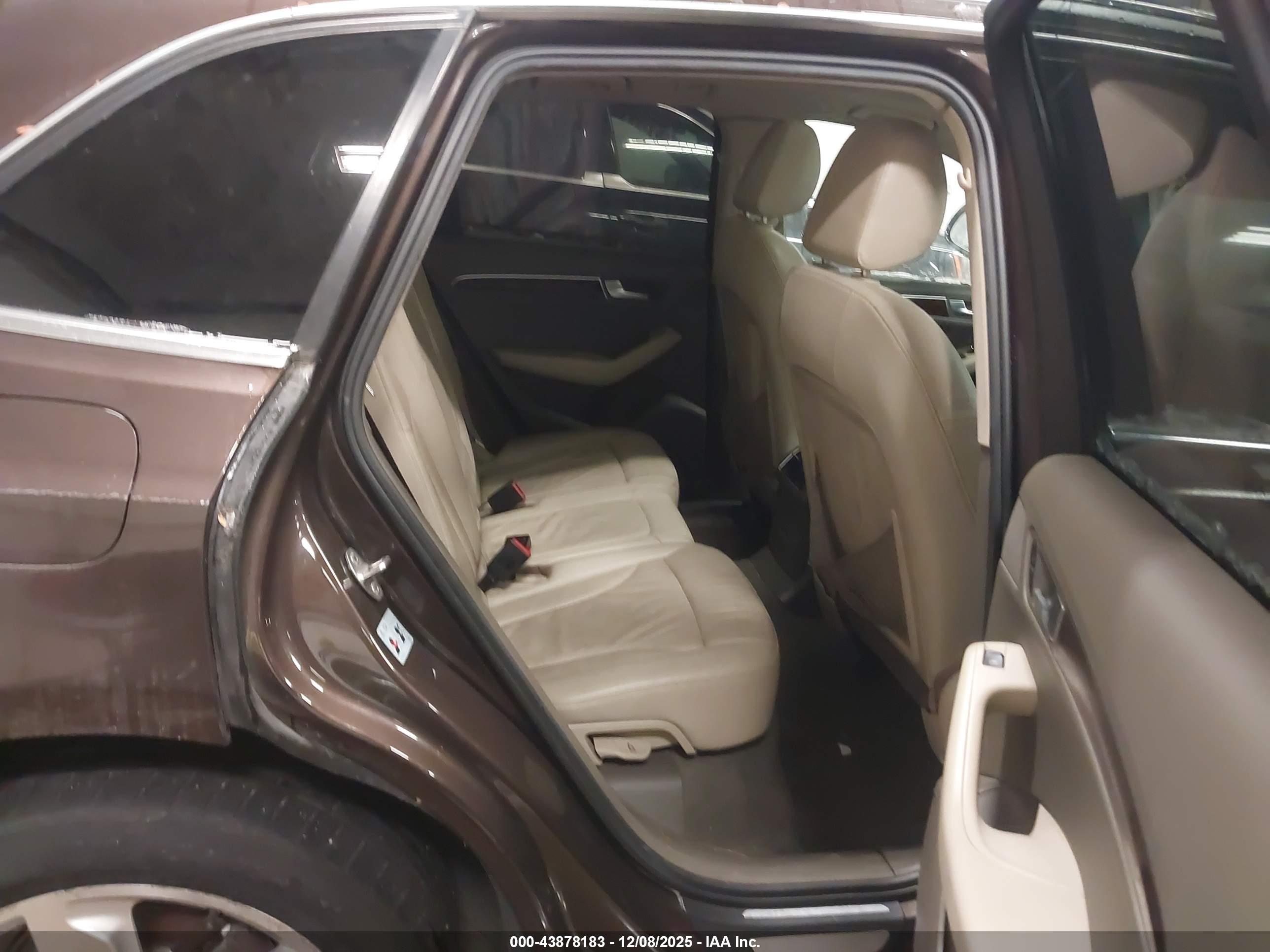 AUDI Q5 image 8