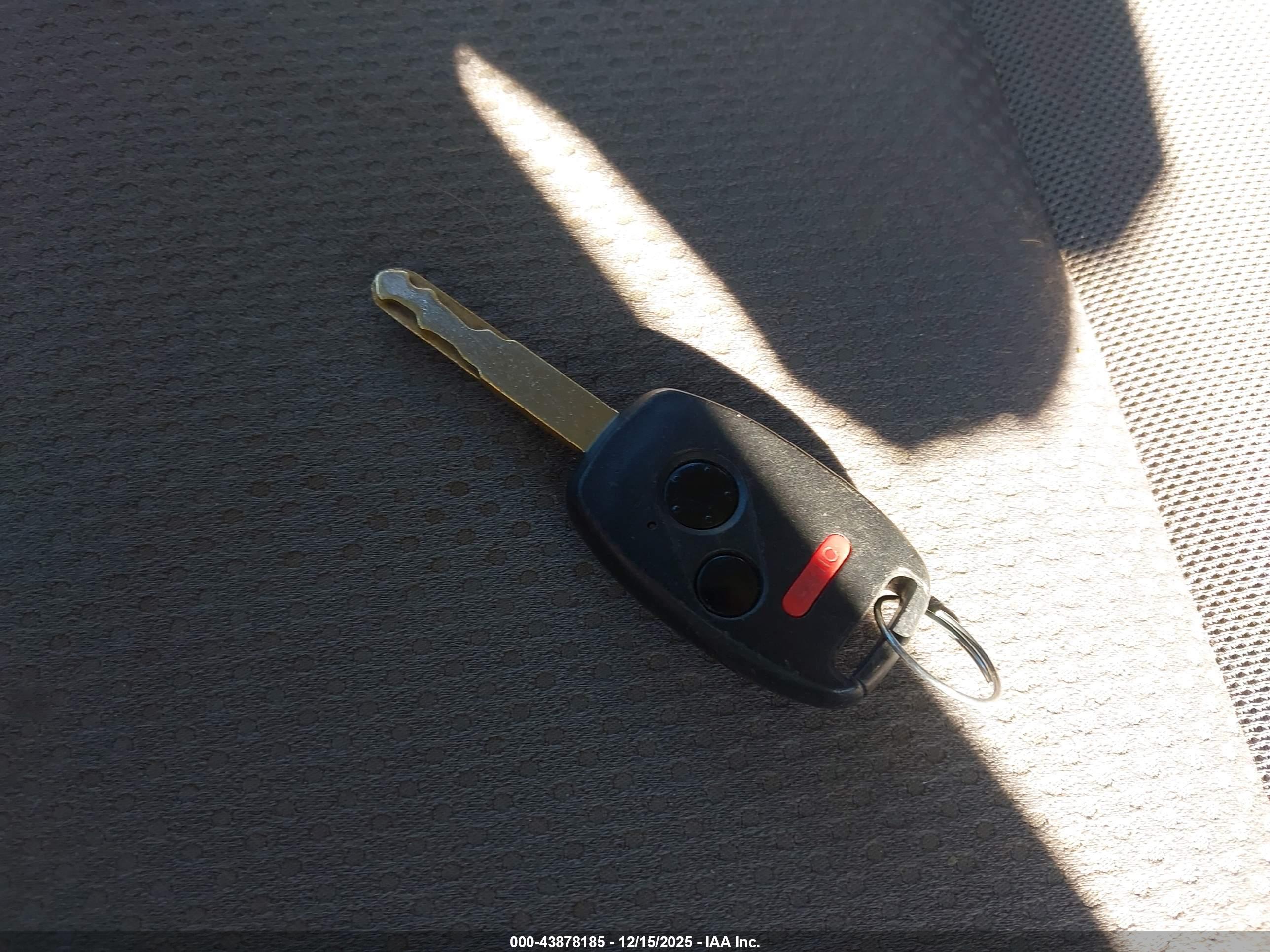 HONDA CR-V image 11