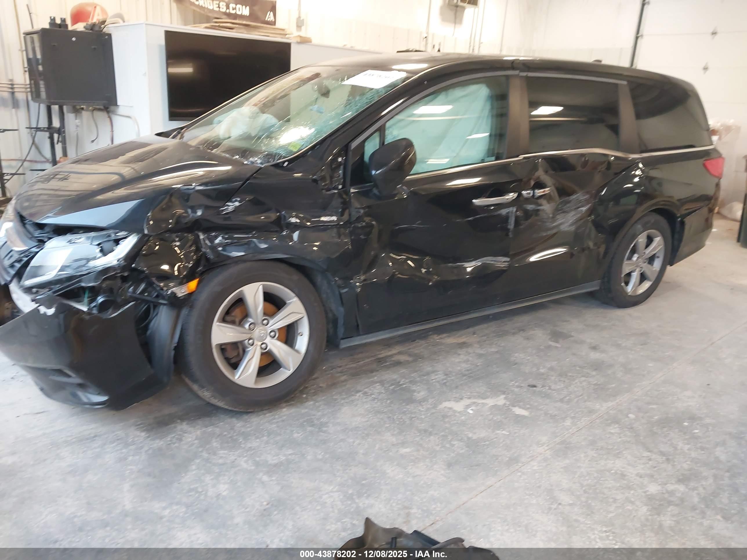 HONDA ODYSSEY image 2