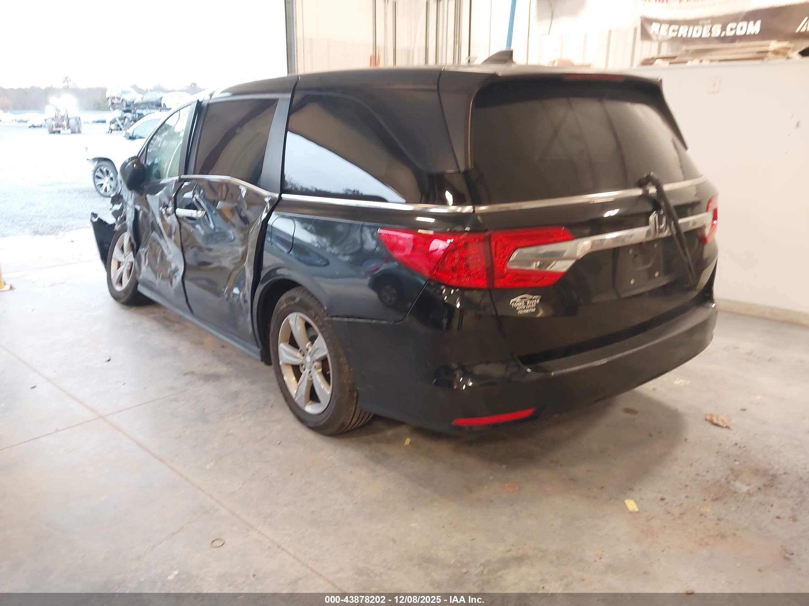 HONDA ODYSSEY image 3