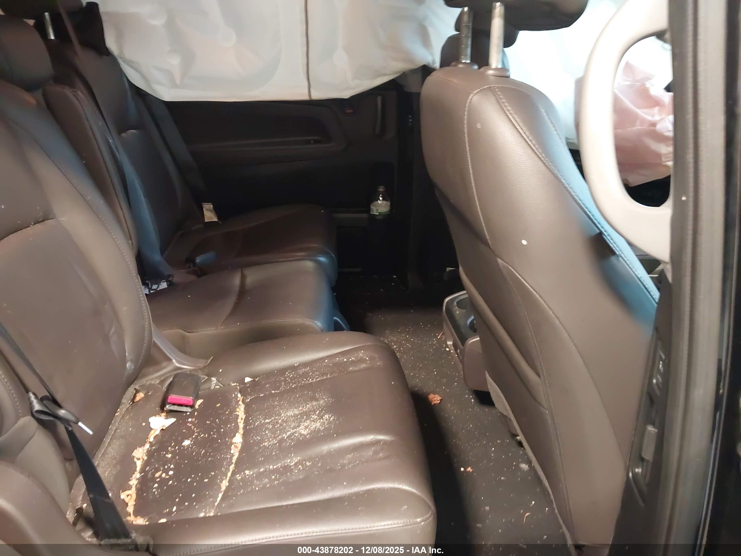 HONDA ODYSSEY image 8