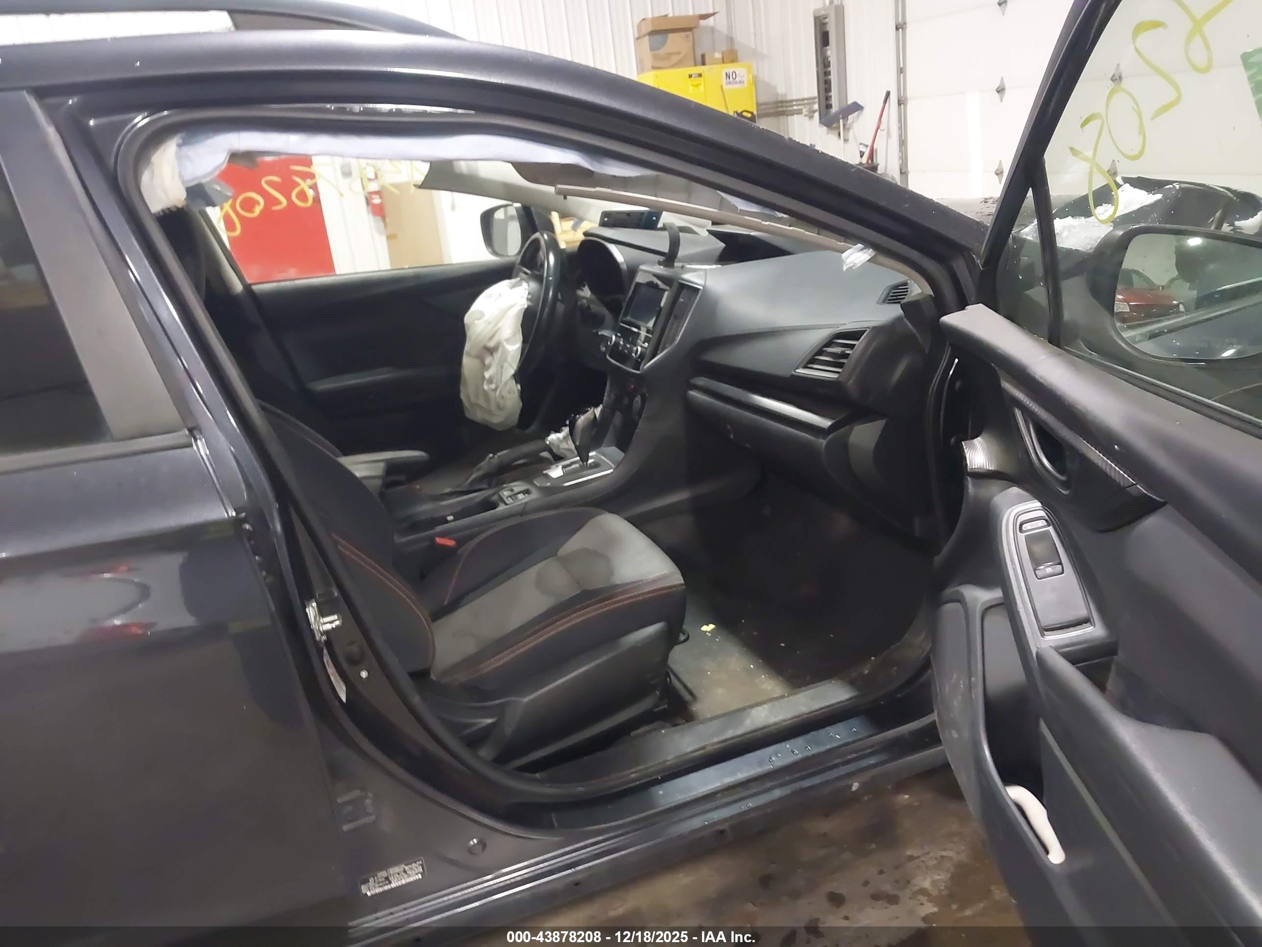 SUBARU CROSSTREK image 5